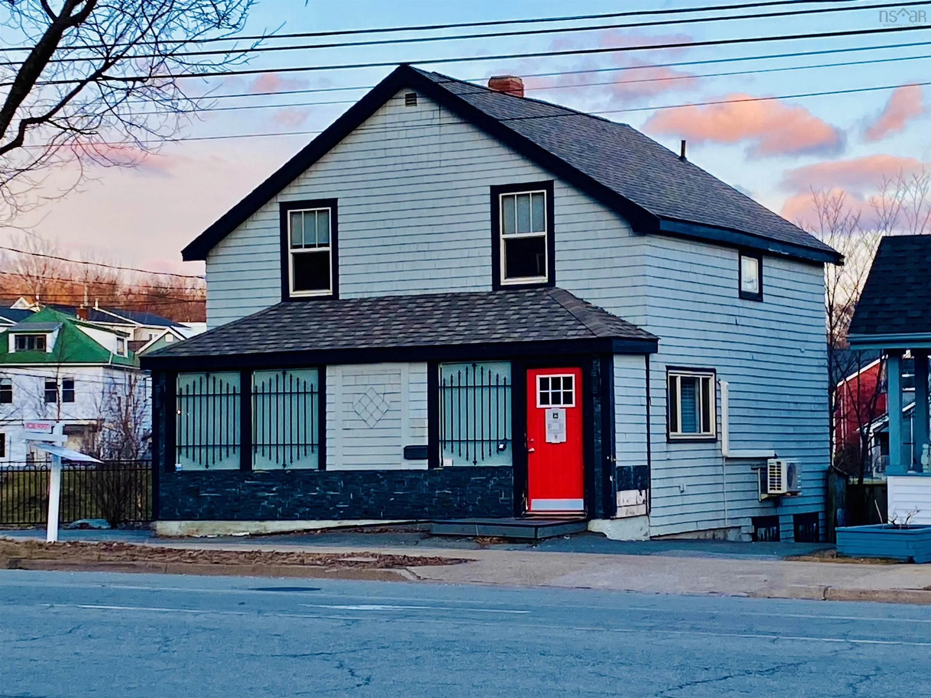 170 Ochterloney Street, Dartmouth Ns B2y 1e1, ,Commercial Sale,For Sale,Ochterloney,202323320