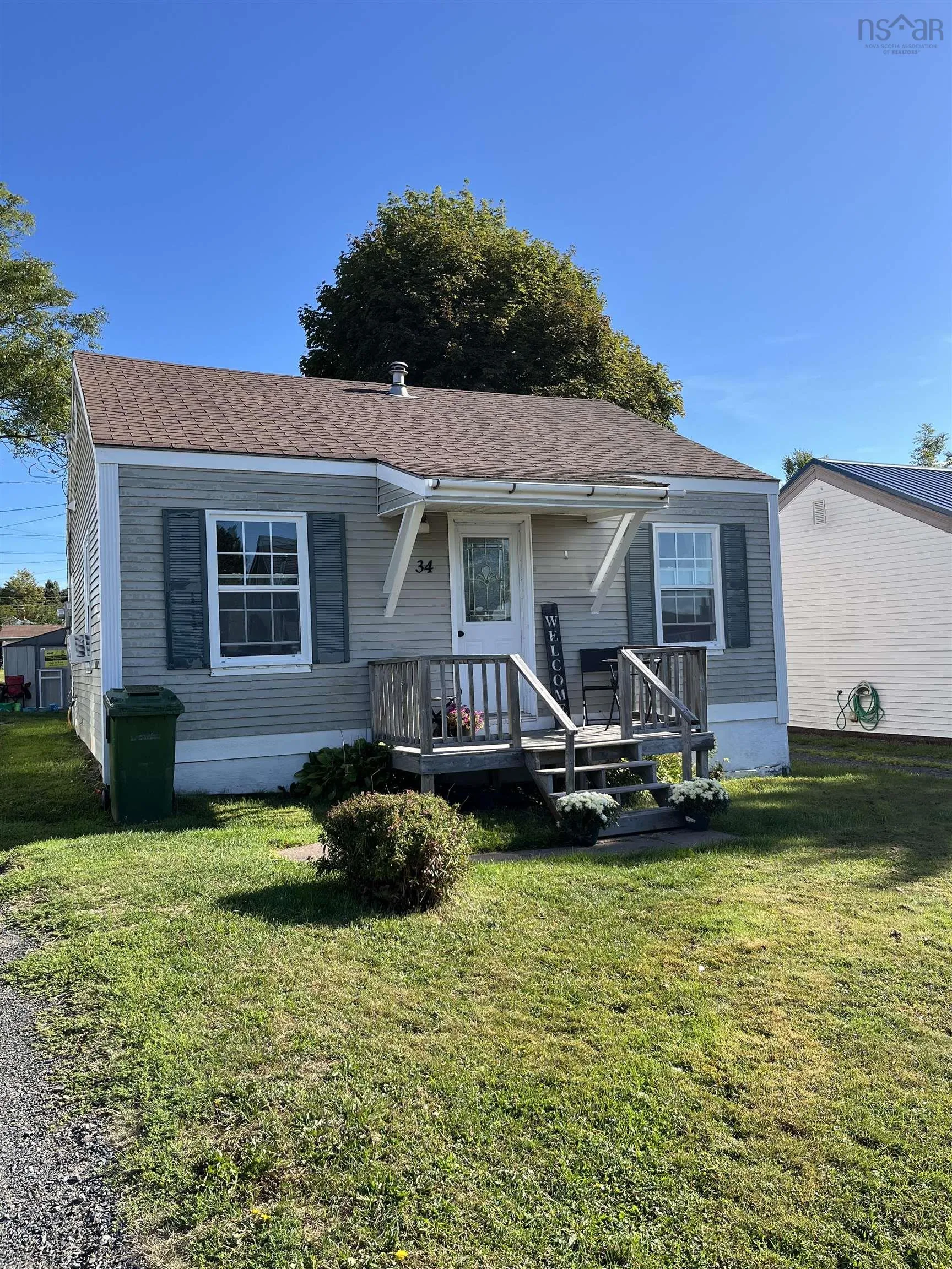 34 Cedar Street, Pictou, NS B0K 1H0, 2 Bedrooms Bedrooms, ,1 BathroomBathrooms,Residential,For Sale,Cedar,202522317