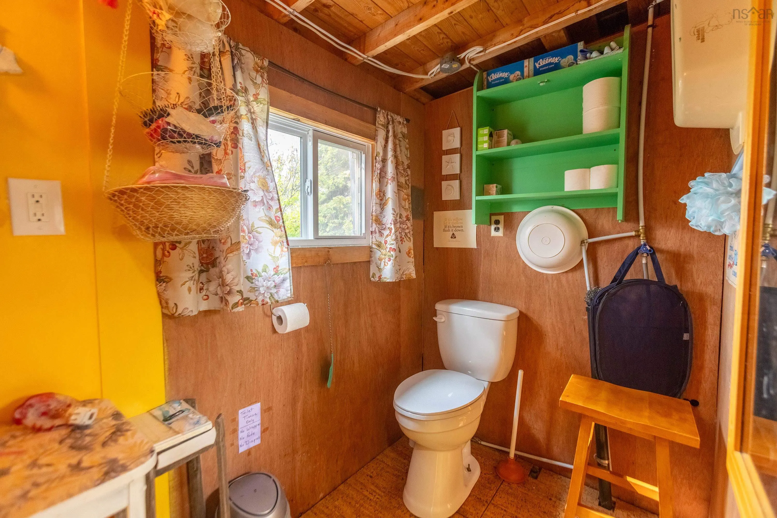 85 Ridgway Lane, Northport, NS B0L 0A3, 6 Bedrooms Bedrooms, ,1 BathroomBathrooms,Residential,For Sale,Ridgway,202522649
