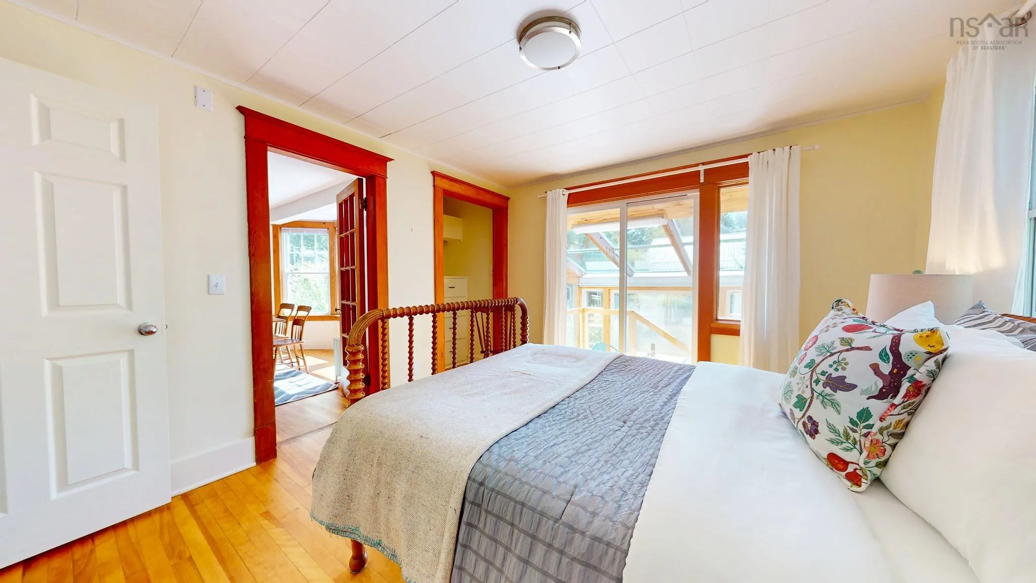 32 Kent Avenue, Wolfville, NS B4P 1V1, 4 Bedrooms Bedrooms, ,2 BathroomsBathrooms,Residential,For Sale,Kent,202522562