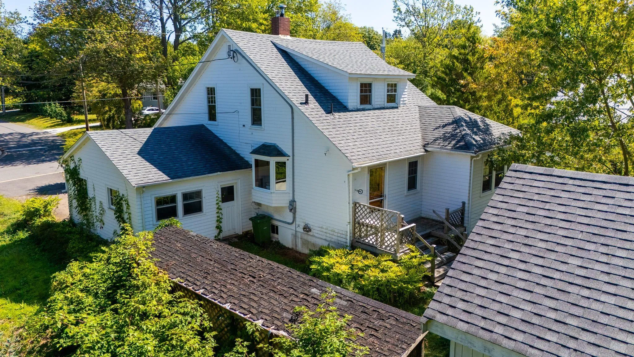 32 Kent Avenue, Wolfville, NS B4P 1V1, 4 Bedrooms Bedrooms, ,2 BathroomsBathrooms,Residential,For Sale,Kent,202522562