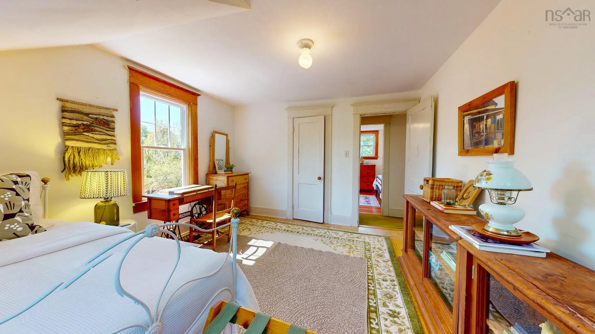 32 Kent Avenue, Wolfville, NS B4P 1V1, 4 Bedrooms Bedrooms, ,2 BathroomsBathrooms,Residential,For Sale,Kent,202522562