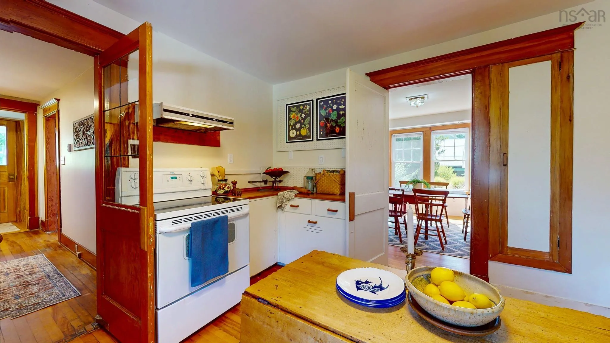 32 Kent Avenue, Wolfville, NS B4P 1V1, 4 Bedrooms Bedrooms, ,2 BathroomsBathrooms,Residential,For Sale,Kent,202522562