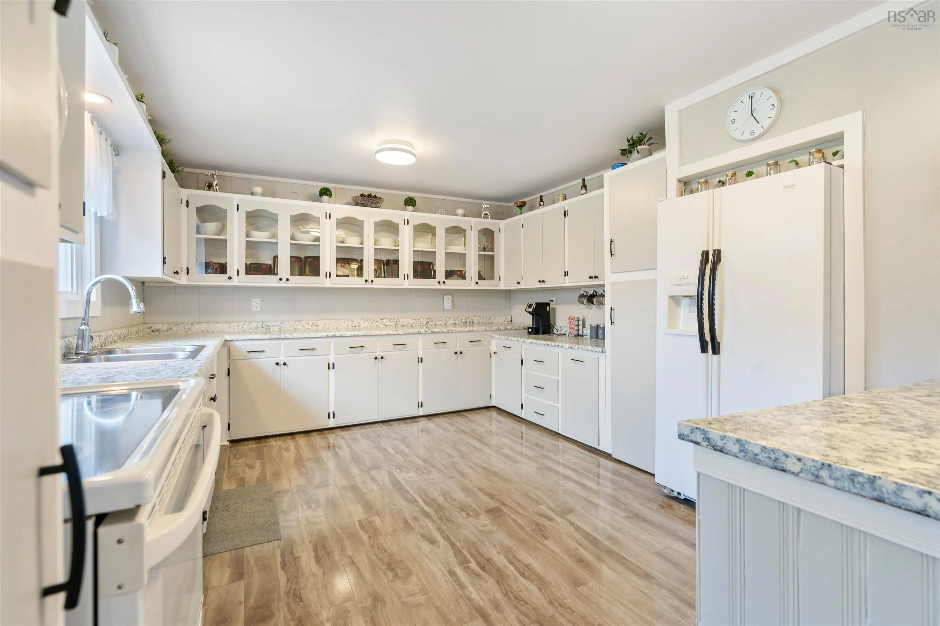 1197 Highway 2, Five Islands Ns B0m 1k0, 3 Bedrooms Bedrooms, ,2 BathroomsBathrooms,Residential,For Sale,Highway 2,202509414
