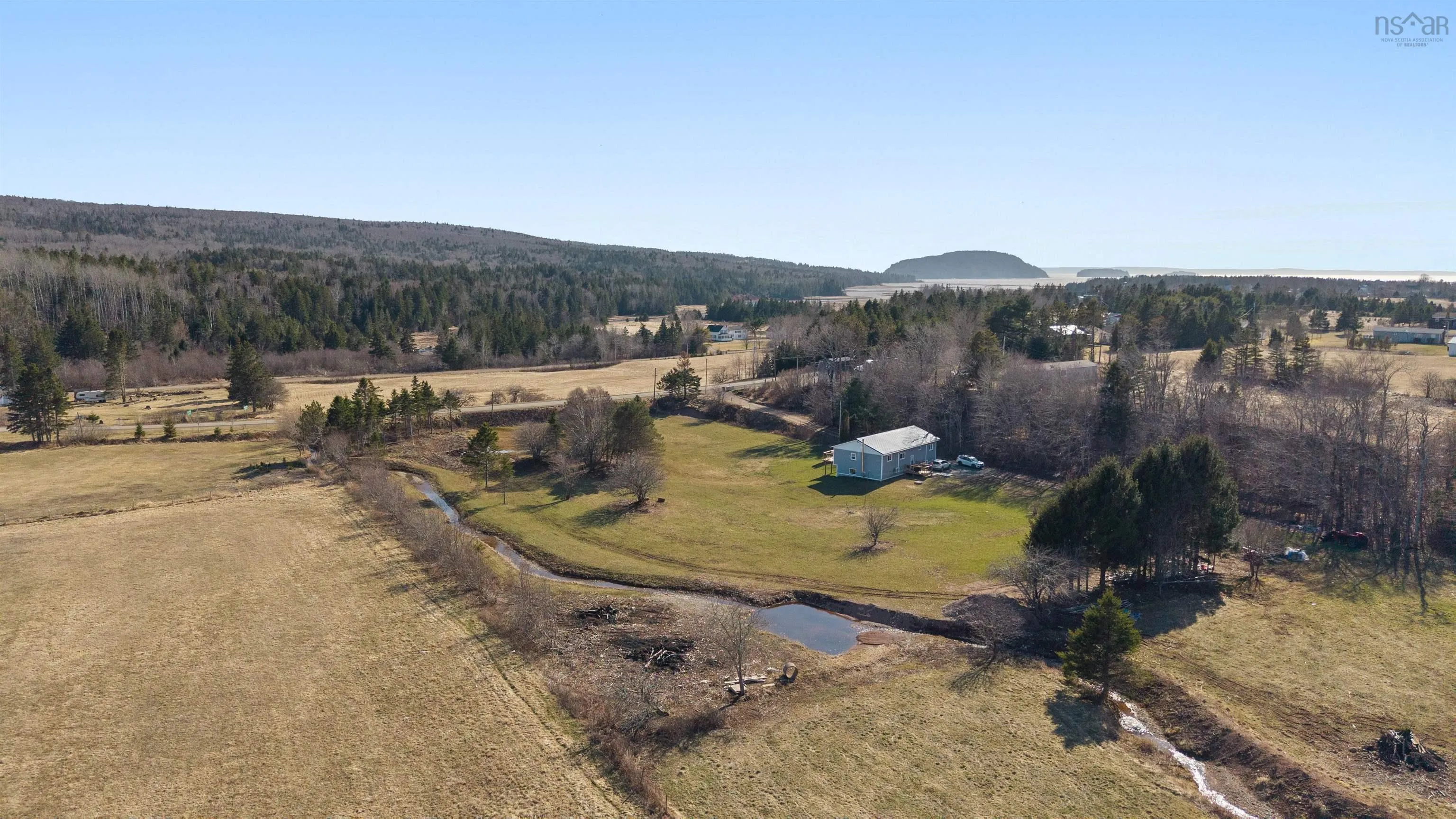 1197 Highway 2, Five Islands Ns B0m 1k0, 3 Bedrooms Bedrooms, ,2 BathroomsBathrooms,Residential,For Sale,Highway 2,202509414