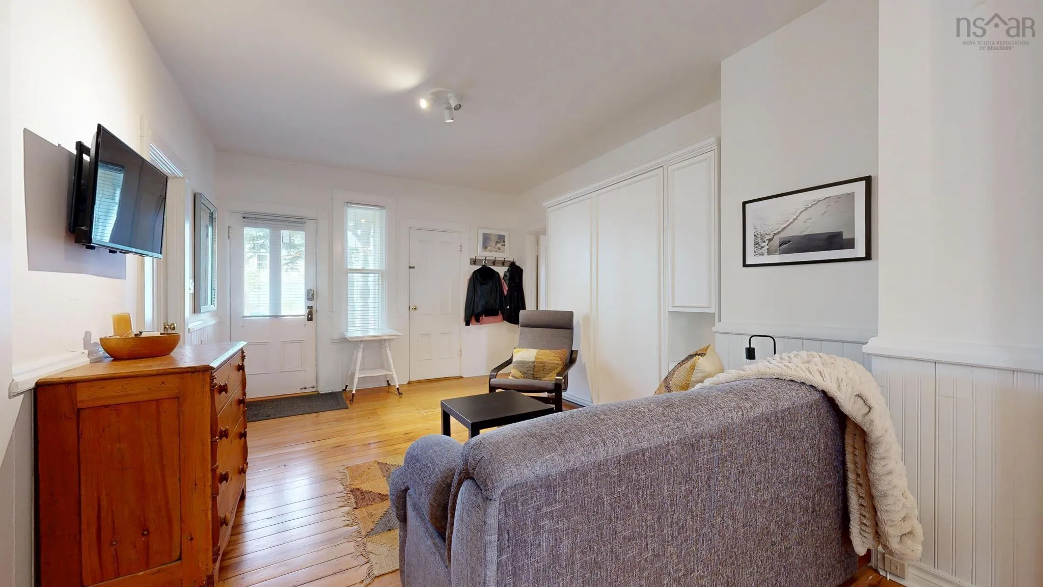 558 Main Street, Mahone Bay, NS B0J 2E0, 5 Bedrooms Bedrooms, ,5 BathroomsBathrooms,Residential,For Sale,Main,202512873