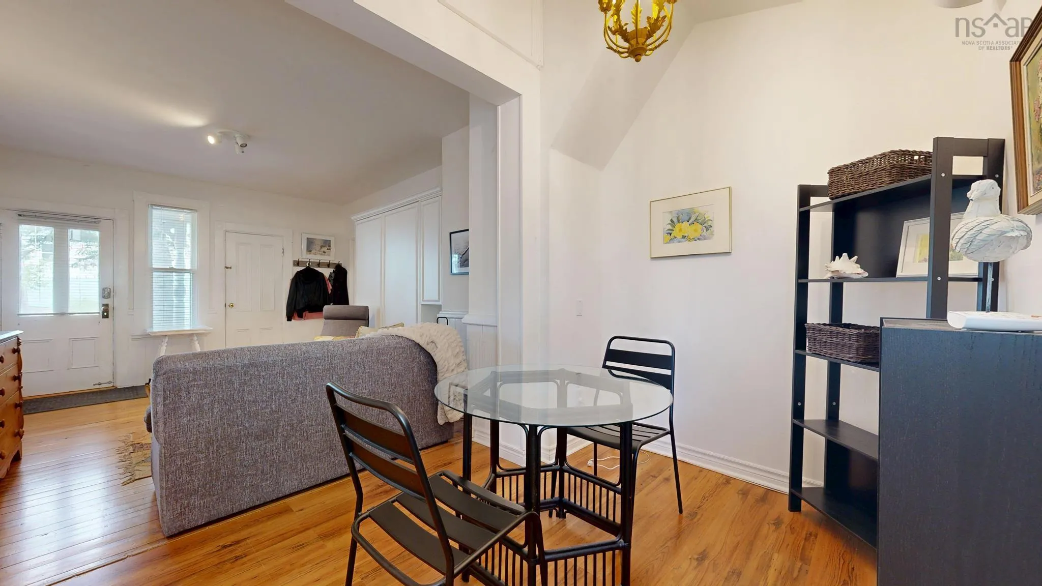 558 Main Street, Mahone Bay, NS B0J 2E0, 5 Bedrooms Bedrooms, ,5 BathroomsBathrooms,Residential,For Sale,Main,202512873