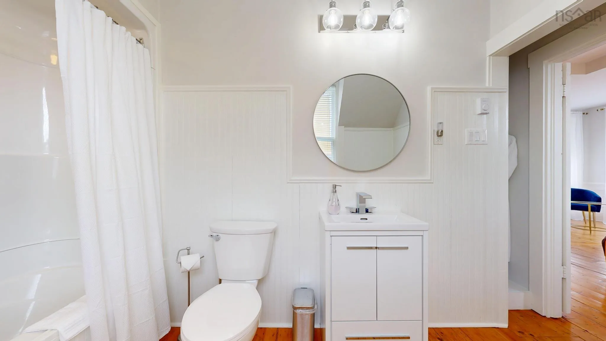 558 Main Street, Mahone Bay, NS B0J 2E0, 5 Bedrooms Bedrooms, ,5 BathroomsBathrooms,Residential,For Sale,Main,202512873