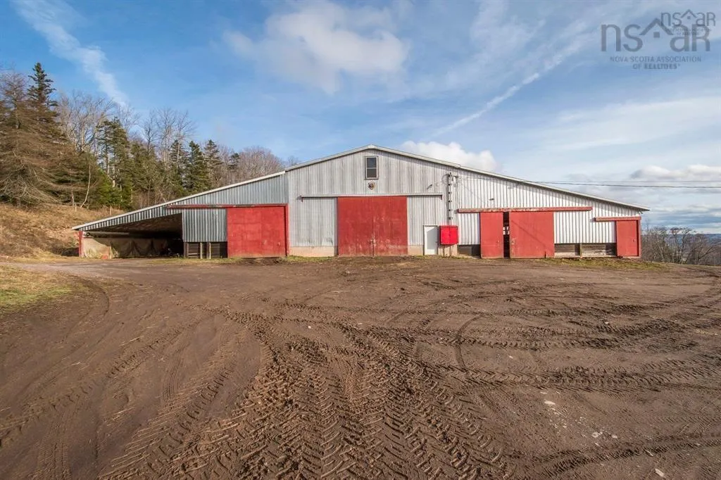 894 Morden Road, Weltons Corner, NS B0P 1C0, 5 Bedrooms Bedrooms, ,3 BathroomsBathrooms,Residential,For Sale,Morden,202524921