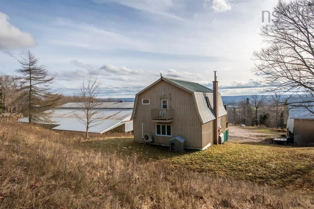 894 Morden Road, Weltons Corner, NS B0P 1C0, 5 Bedrooms Bedrooms, ,3 BathroomsBathrooms,Residential,For Sale,Morden,202524921