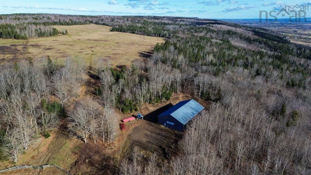 894 Morden Road, Weltons Corner, NS B0P 1C0, 5 Bedrooms Bedrooms, ,3 BathroomsBathrooms,Residential,For Sale,Morden,202524921