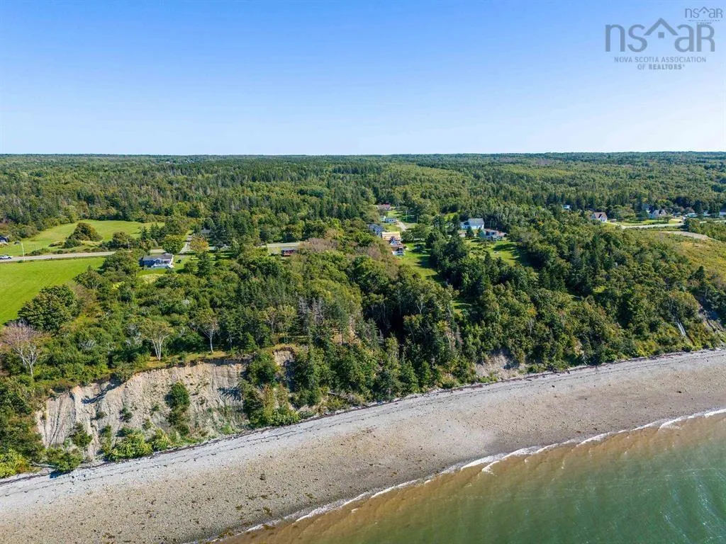7093 Highway 101, Plympton Ns B0w 2r0, 2 Bedrooms Bedrooms, ,1 BathroomBathrooms,Residential,For Sale,Highway 101,202506298