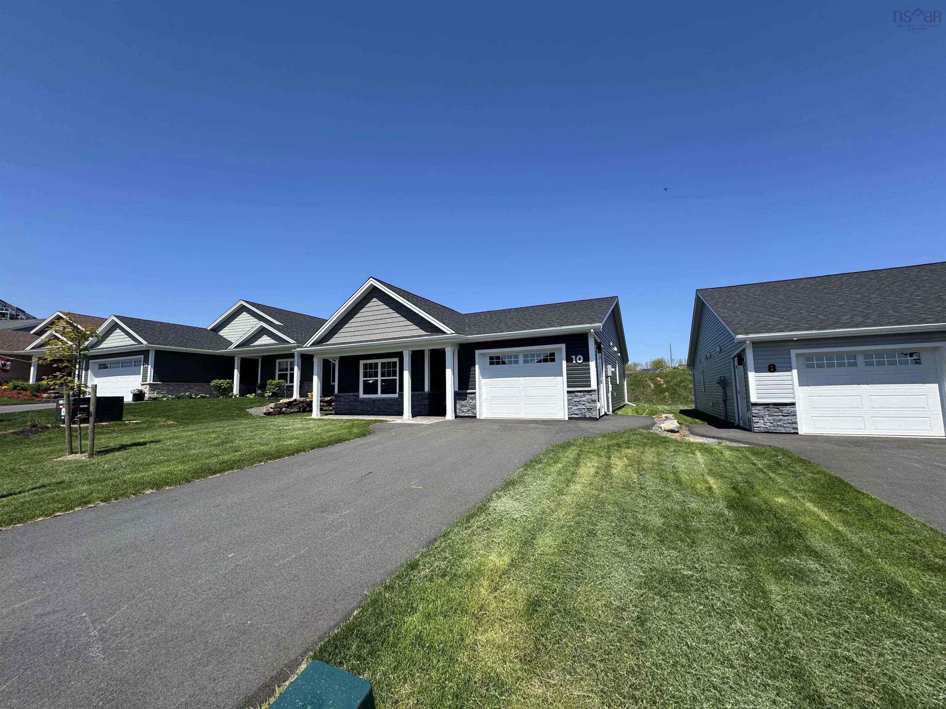 10 Elizabeth Avenue, Garlands Crossing, NS B0N 2T0, 2 Bedrooms Bedrooms, ,2 BathroomsBathrooms,Residential,For Sale,Elizabeth,202522118