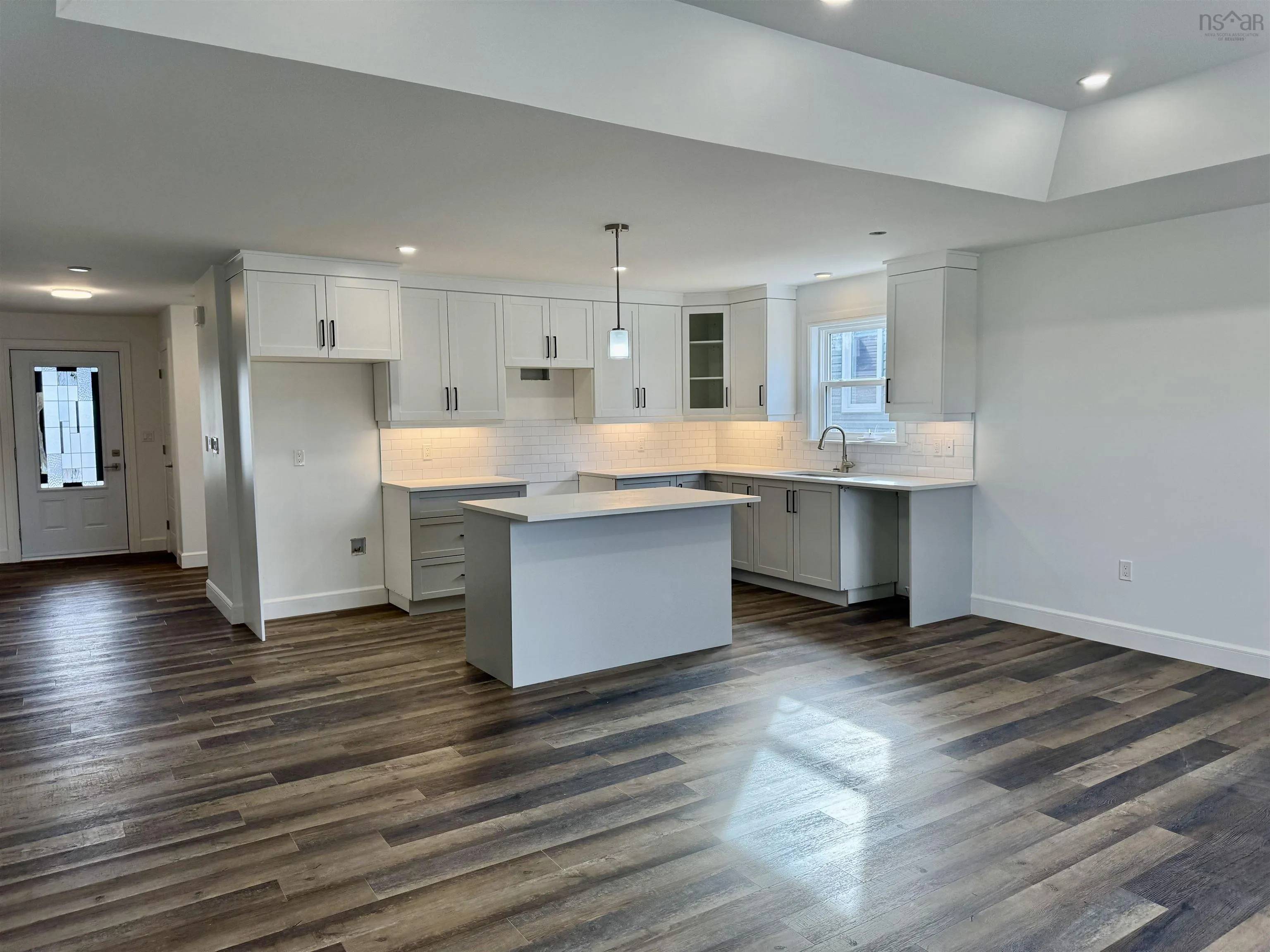 10 Elizabeth Avenue, Garlands Crossing, NS B0N 2T0, 2 Bedrooms Bedrooms, ,2 BathroomsBathrooms,Residential,For Sale,Elizabeth,202522118