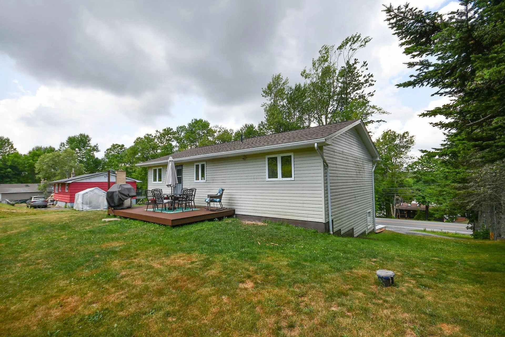 1178 Highway 1, Lakelands, NS B0N 1Z0, 3 Bedrooms Bedrooms, ,2 BathroomsBathrooms,Residential,For Sale,Highway 1,202518310