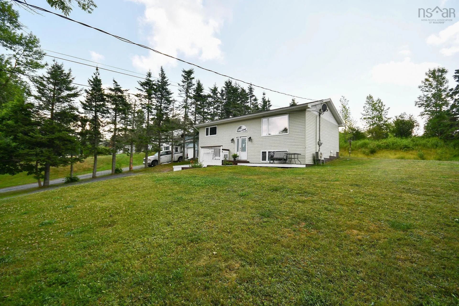 1178 Highway 1, Lakelands, NS B0N 1Z0, 3 Bedrooms Bedrooms, ,2 BathroomsBathrooms,Residential,For Sale,Highway 1,202518310