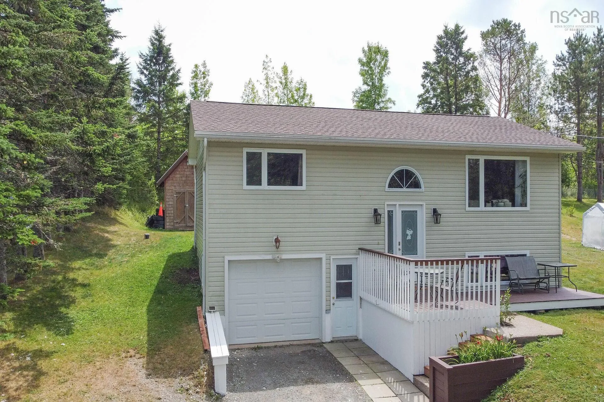 1178 Highway 1, Lakelands, NS B0N 1Z0, 3 Bedrooms Bedrooms, ,2 BathroomsBathrooms,Residential,For Sale,Highway 1,202518310
