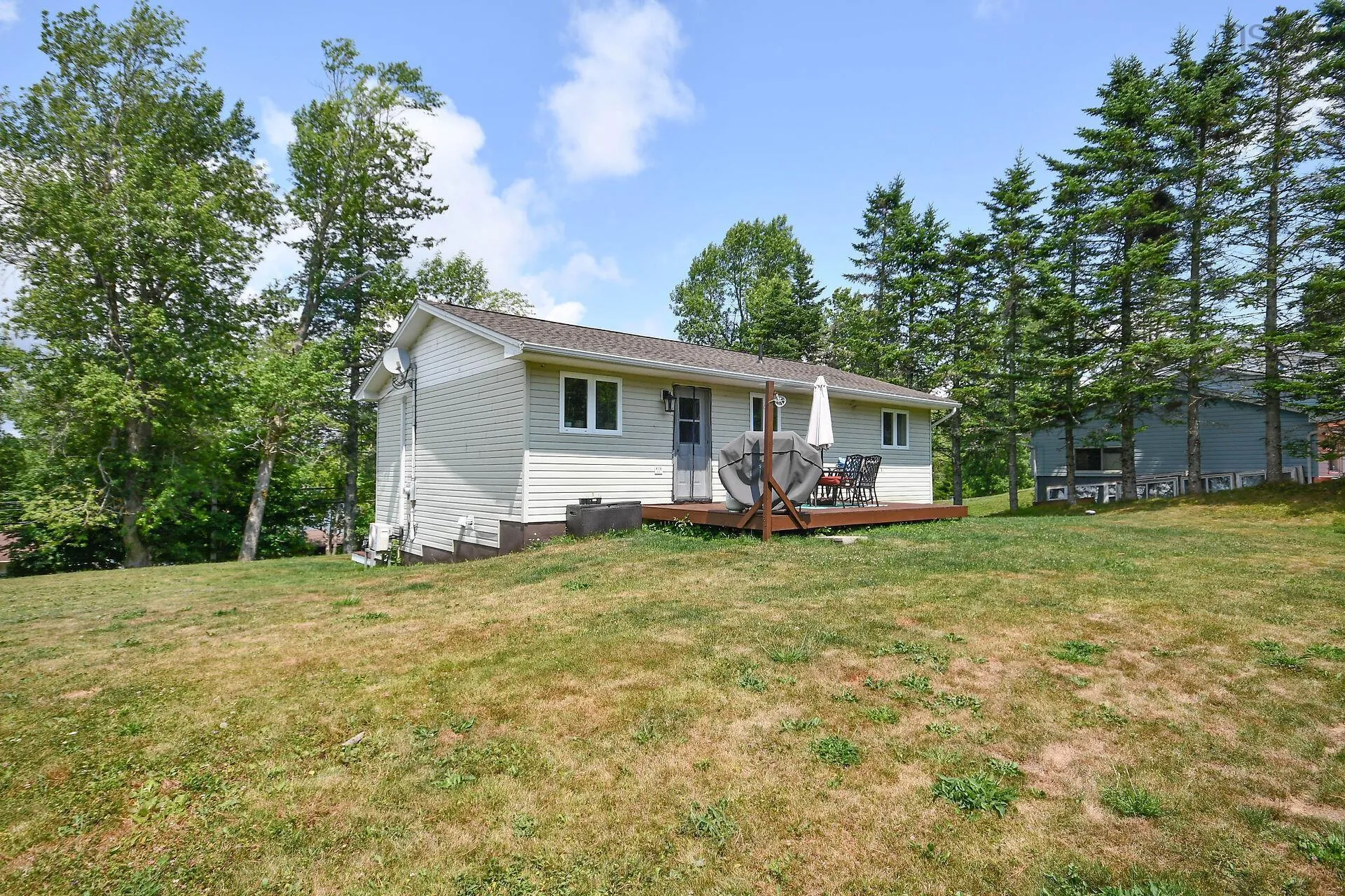 1178 Highway 1, Lakelands, NS B0N 1Z0, 3 Bedrooms Bedrooms, ,2 BathroomsBathrooms,Residential,For Sale,Highway 1,202518310