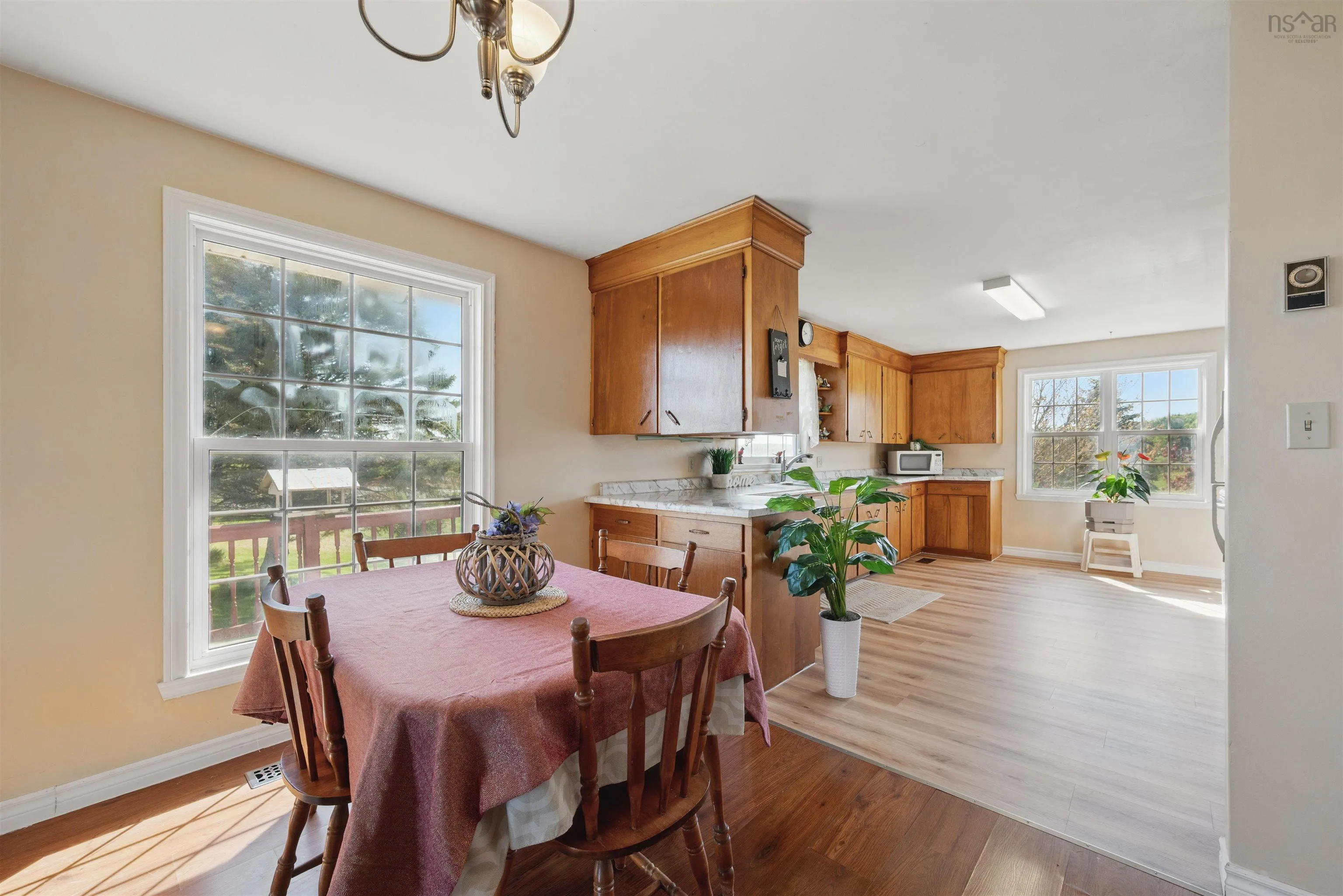 6439 Highway 215, Cheverie, NS B0N 1G0, 3 Bedrooms Bedrooms, ,2 BathroomsBathrooms,Residential,For Sale,Highway 215,202512797