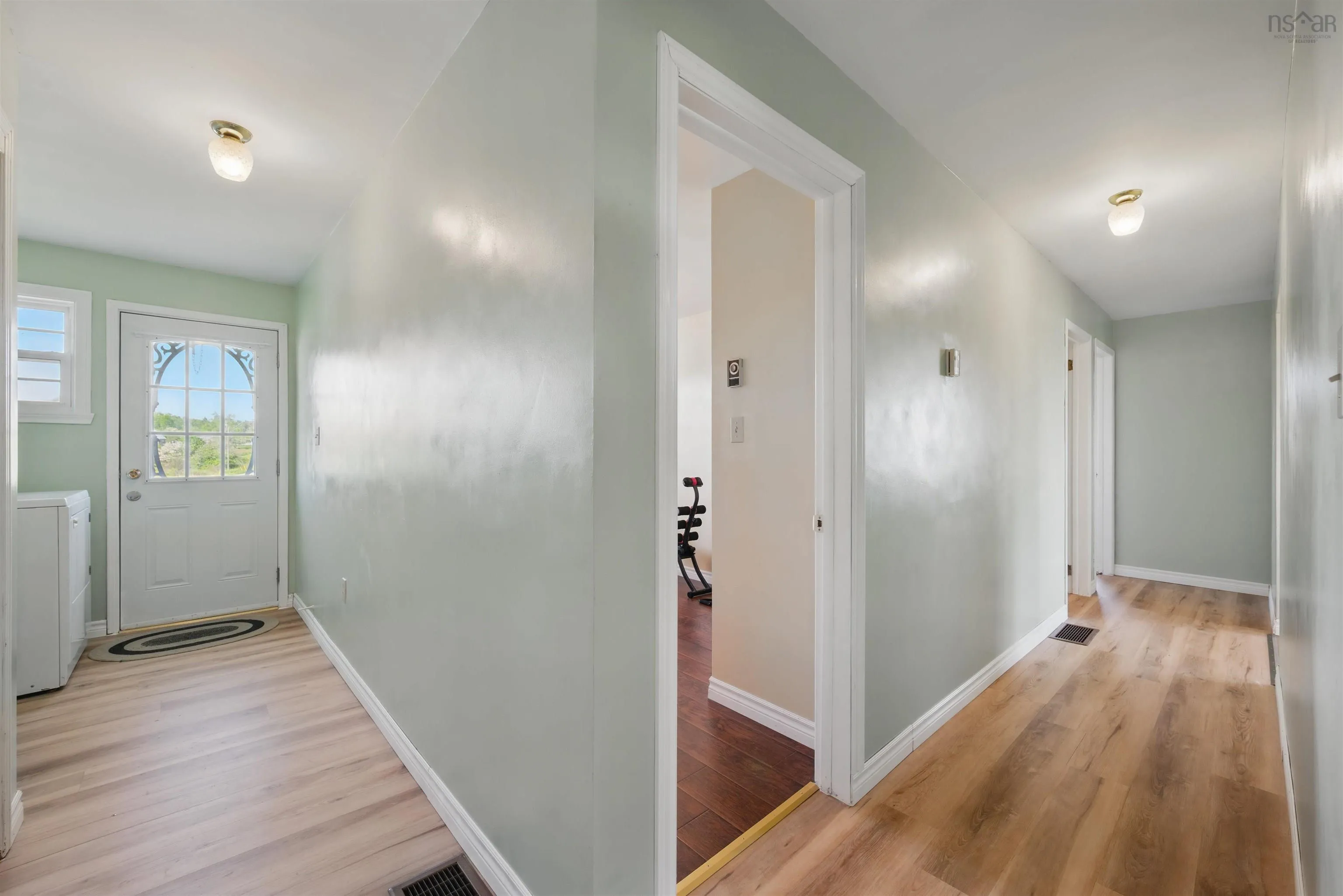 6439 Highway 215, Cheverie, NS B0N 1G0, 3 Bedrooms Bedrooms, ,2 BathroomsBathrooms,Residential,For Sale,Highway 215,202512797