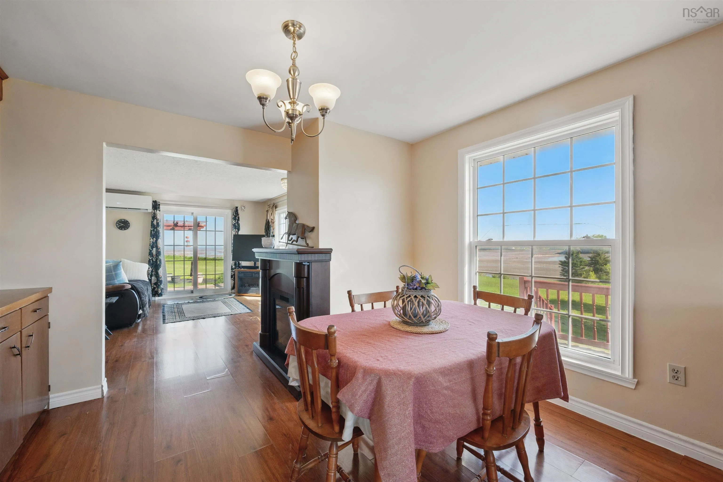 6439 Highway 215, Cheverie, NS B0N 1G0, 3 Bedrooms Bedrooms, ,2 BathroomsBathrooms,Residential,For Sale,Highway 215,202512797