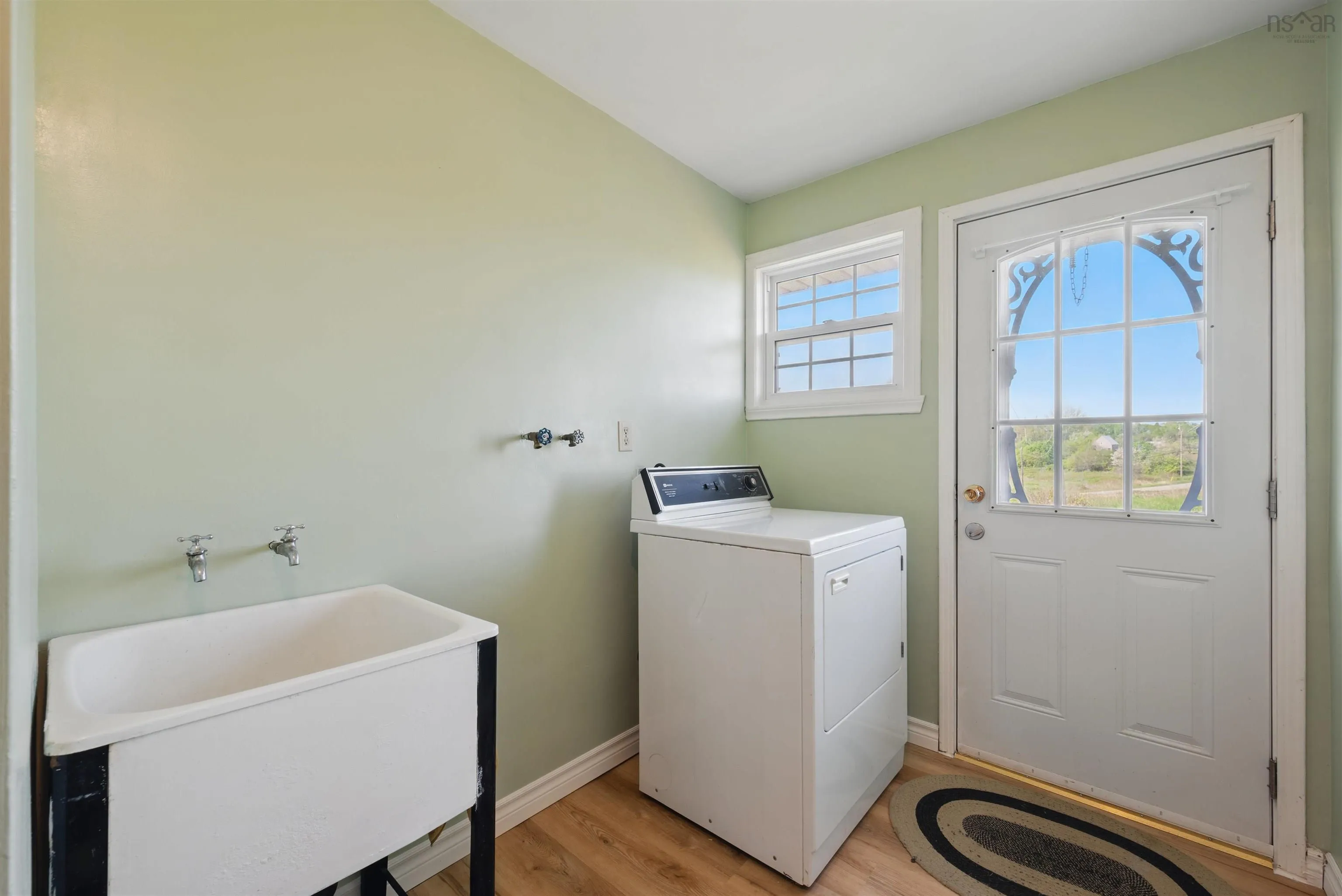 6439 Highway 215, Cheverie, NS B0N 1G0, 3 Bedrooms Bedrooms, ,2 BathroomsBathrooms,Residential,For Sale,Highway 215,202512797
