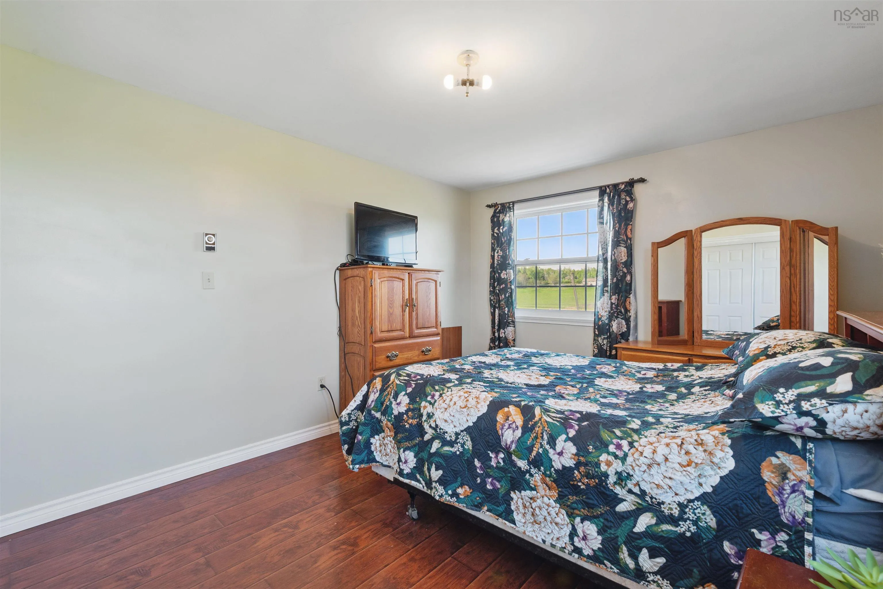 6439 Highway 215, Cheverie, NS B0N 1G0, 3 Bedrooms Bedrooms, ,2 BathroomsBathrooms,Residential,For Sale,Highway 215,202512797