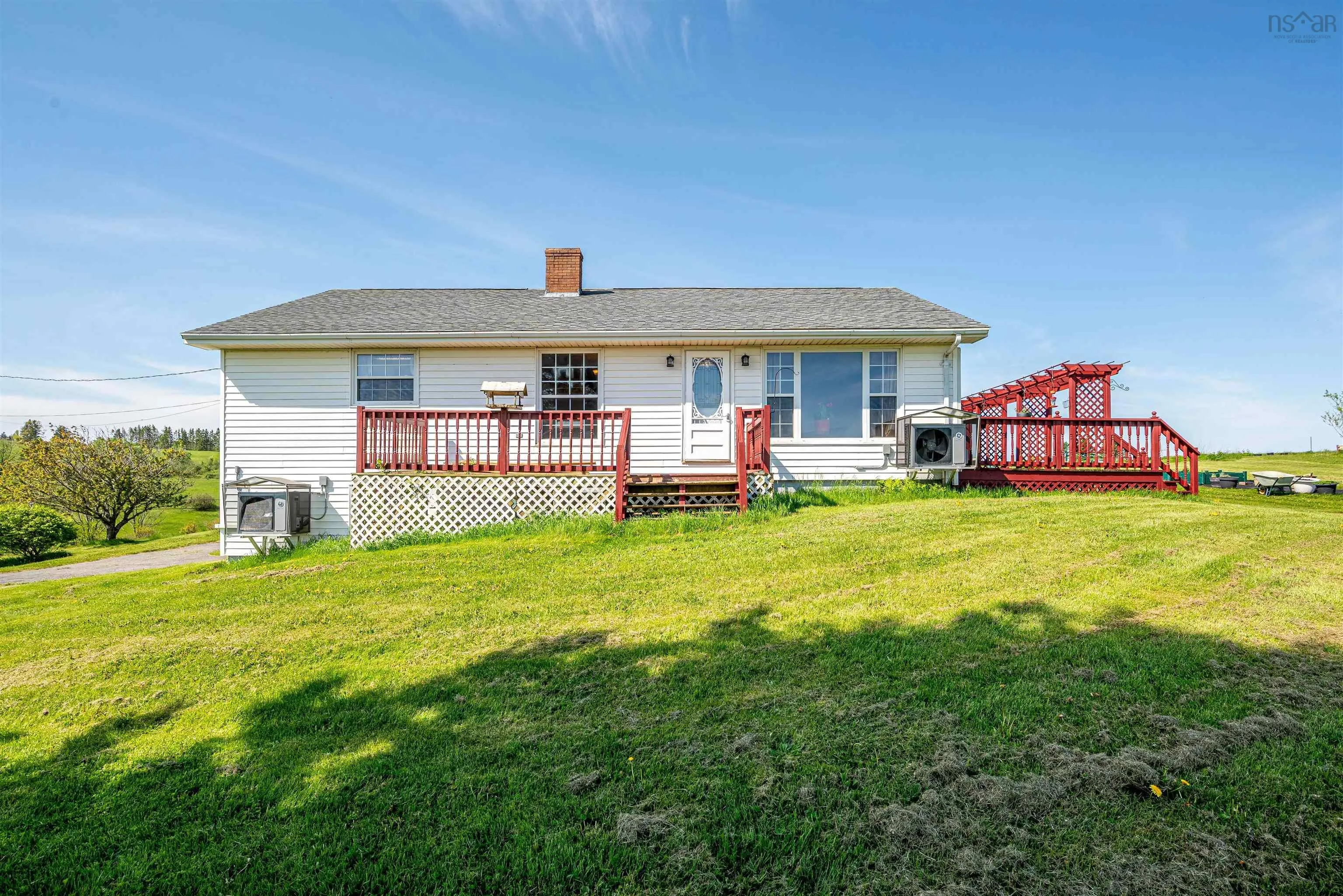 6439 Highway 215, Cheverie, NS B0N 1G0, 3 Bedrooms Bedrooms, ,2 BathroomsBathrooms,Residential,For Sale,Highway 215,202512797