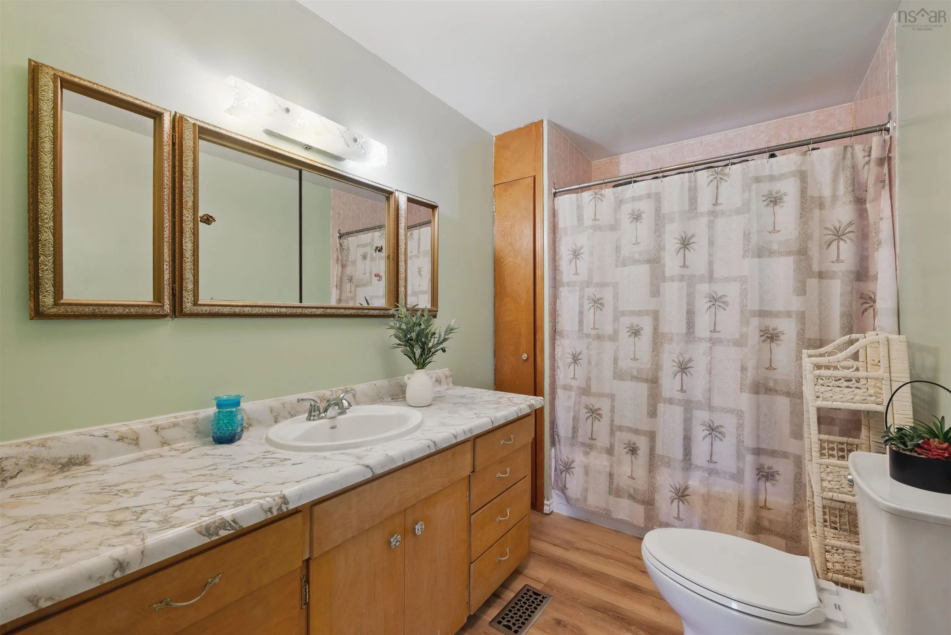 6439 Highway 215, Cheverie, NS B0N 1G0, 3 Bedrooms Bedrooms, ,2 BathroomsBathrooms,Residential,For Sale,Highway 215,202512797