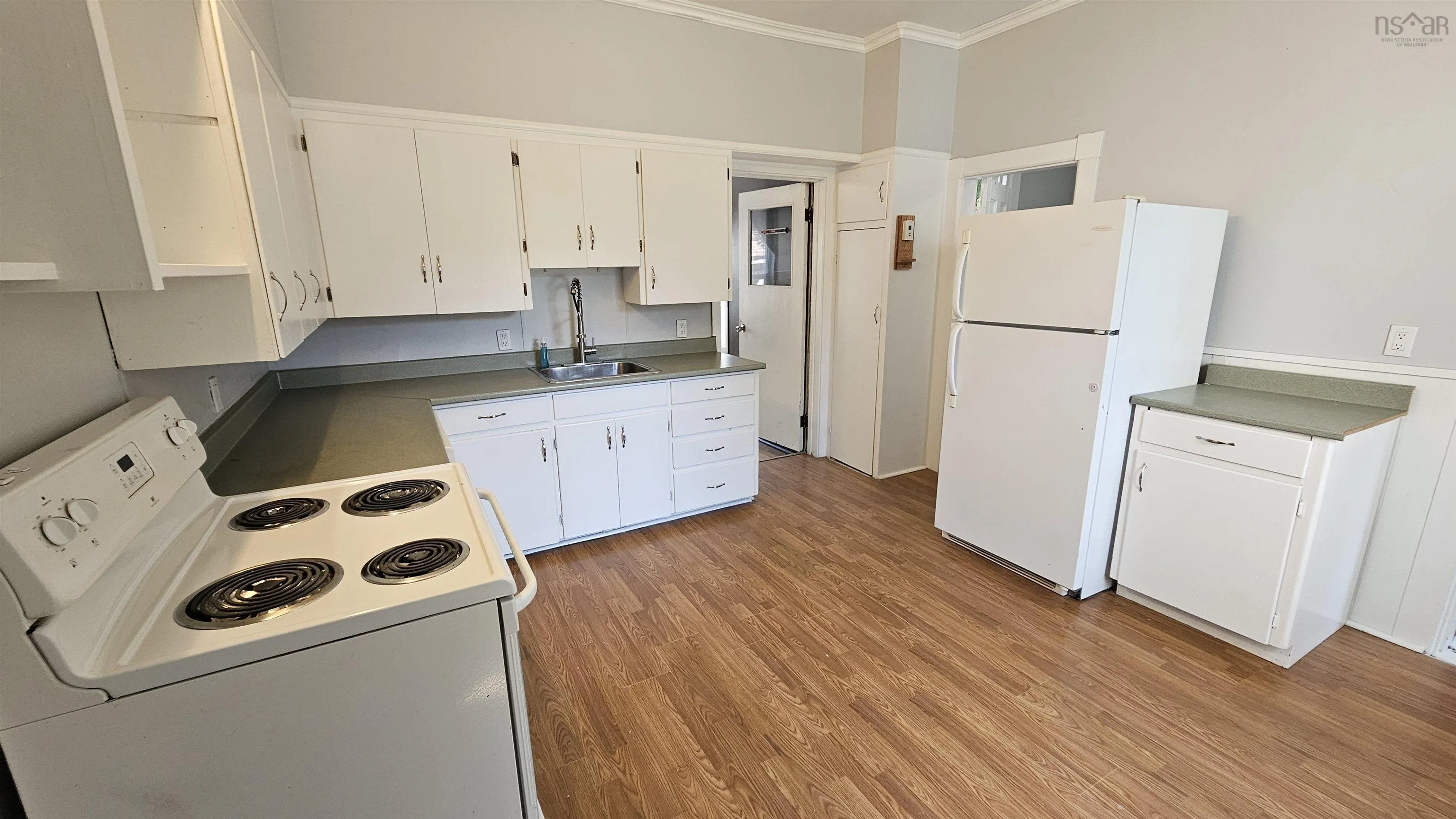 25-27 Victoria Street, Truro, NS B2N 1Y5, 4 Bedrooms Bedrooms, ,2 BathroomsBathrooms,Residential,For Sale,Victoria,202520142