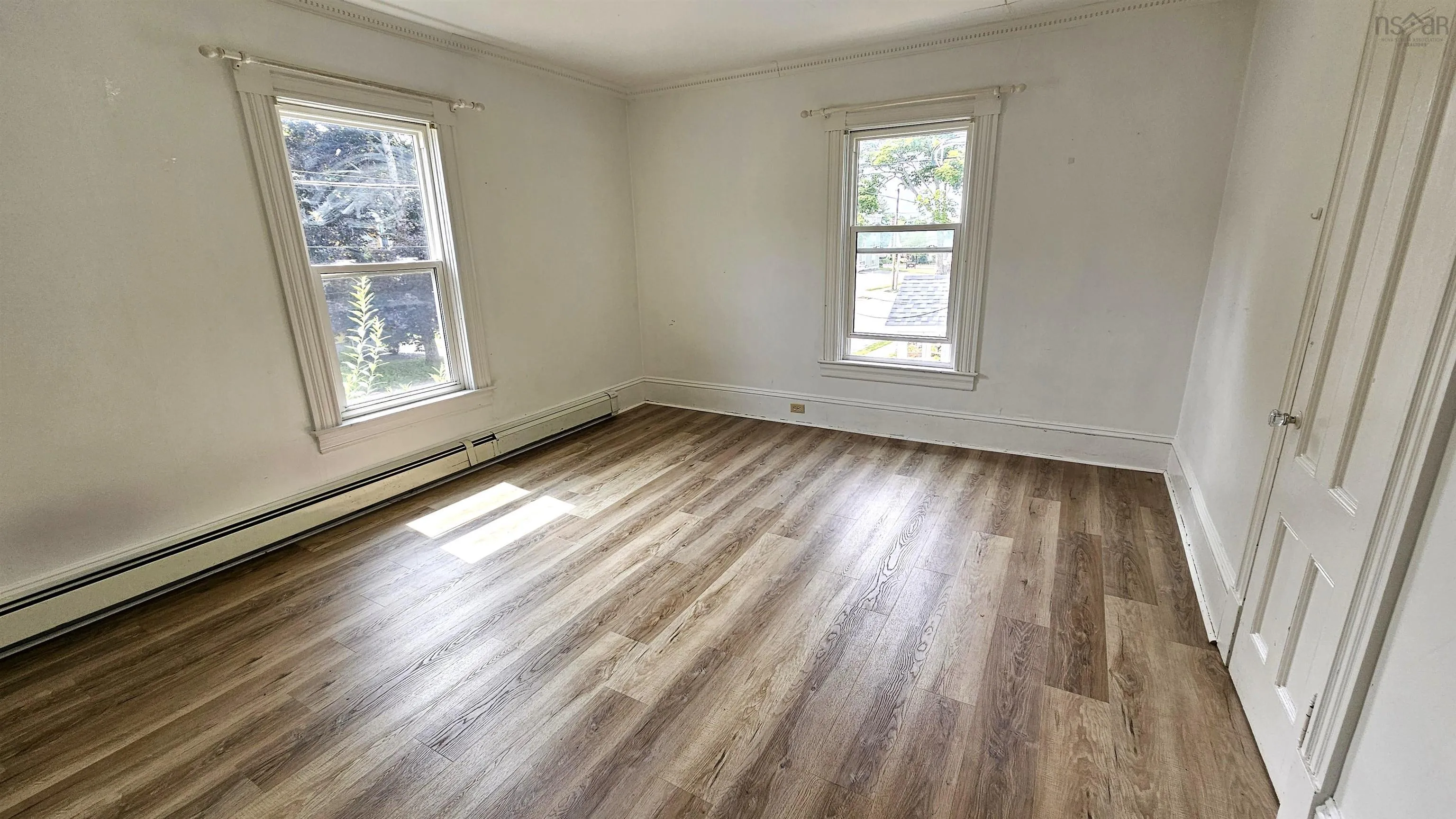 25-27 Victoria Street, Truro, NS B2N 1Y5, 4 Bedrooms Bedrooms, ,2 BathroomsBathrooms,Residential,For Sale,Victoria,202520142