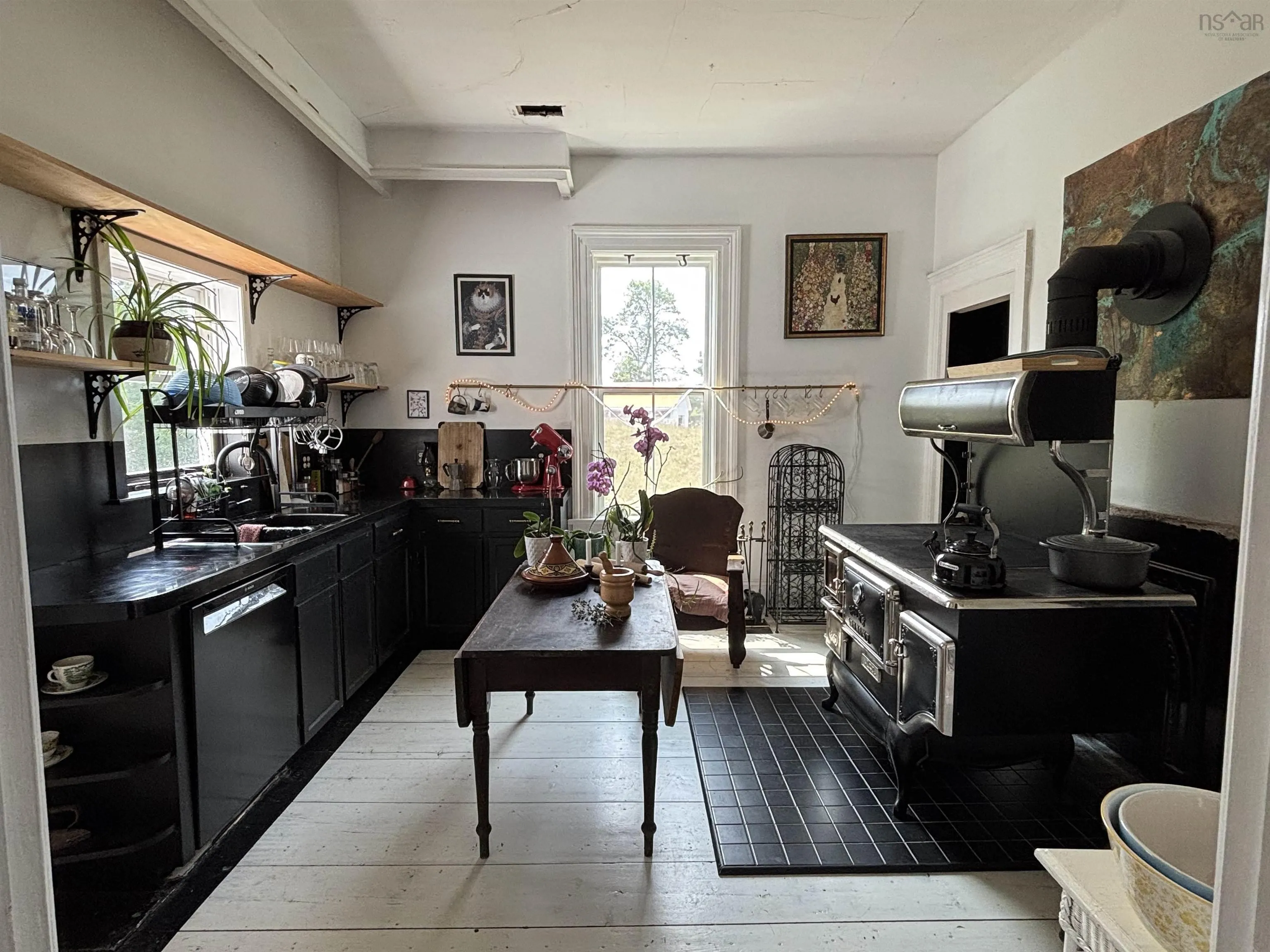 7752 Highway 14, Brooklyn, NS B0N 2A0, 5 Bedrooms Bedrooms, ,2 BathroomsBathrooms,Residential,For Sale,Highway 14,202520318