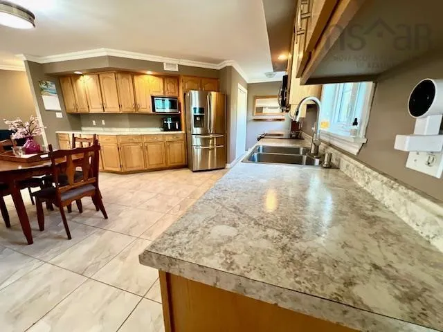 52 Amberwood Crescent, Westmount, NS B1P 2J8, 3 Bedrooms Bedrooms, ,2 BathroomsBathrooms,Residential,For Sale,Amberwood,202520181