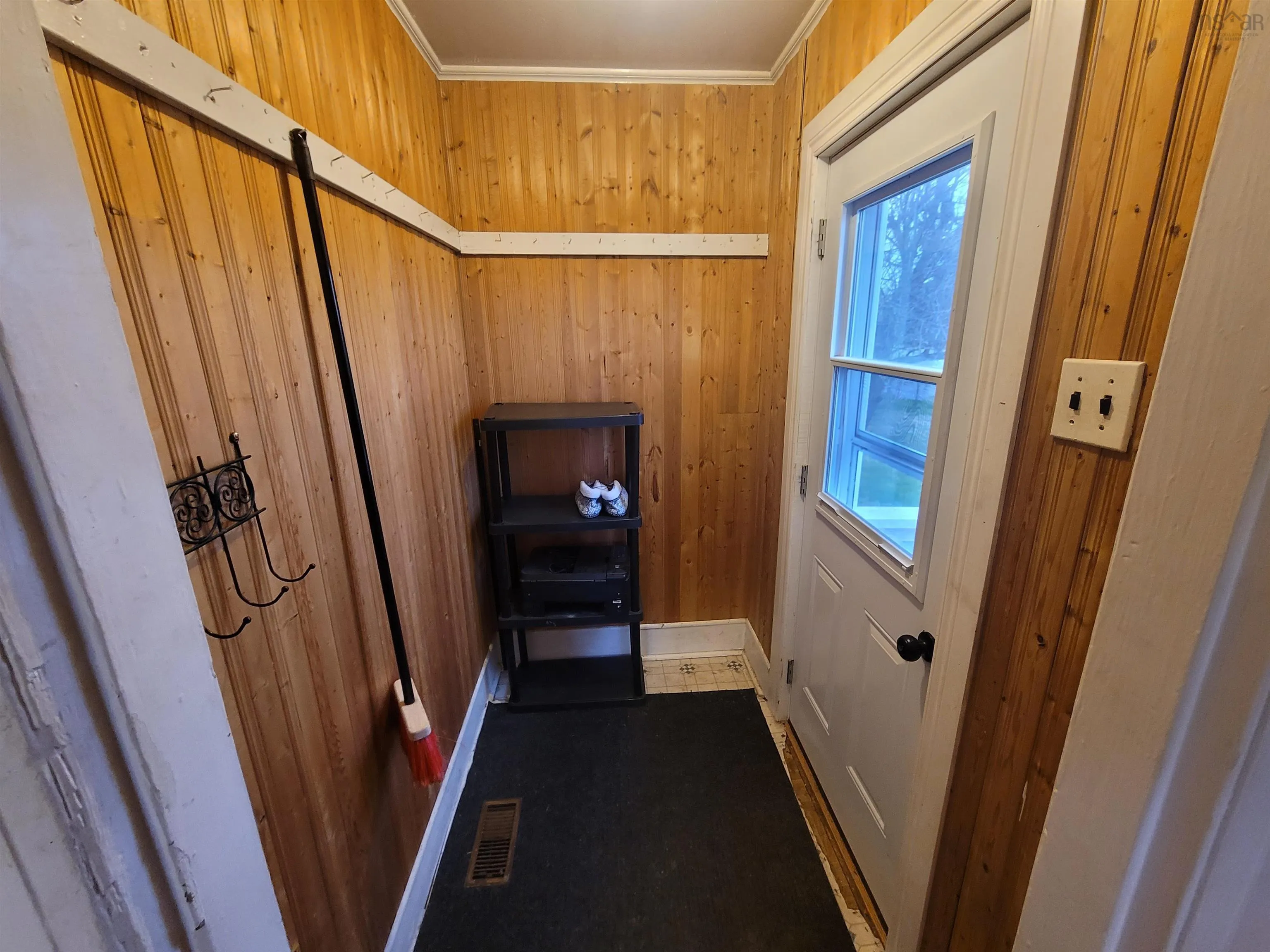 35 Centre Street, Reserve Mines, NS B1E 1B1, 3 Bedrooms Bedrooms, ,2 BathroomsBathrooms,Residential,For Sale,Centre,202514545