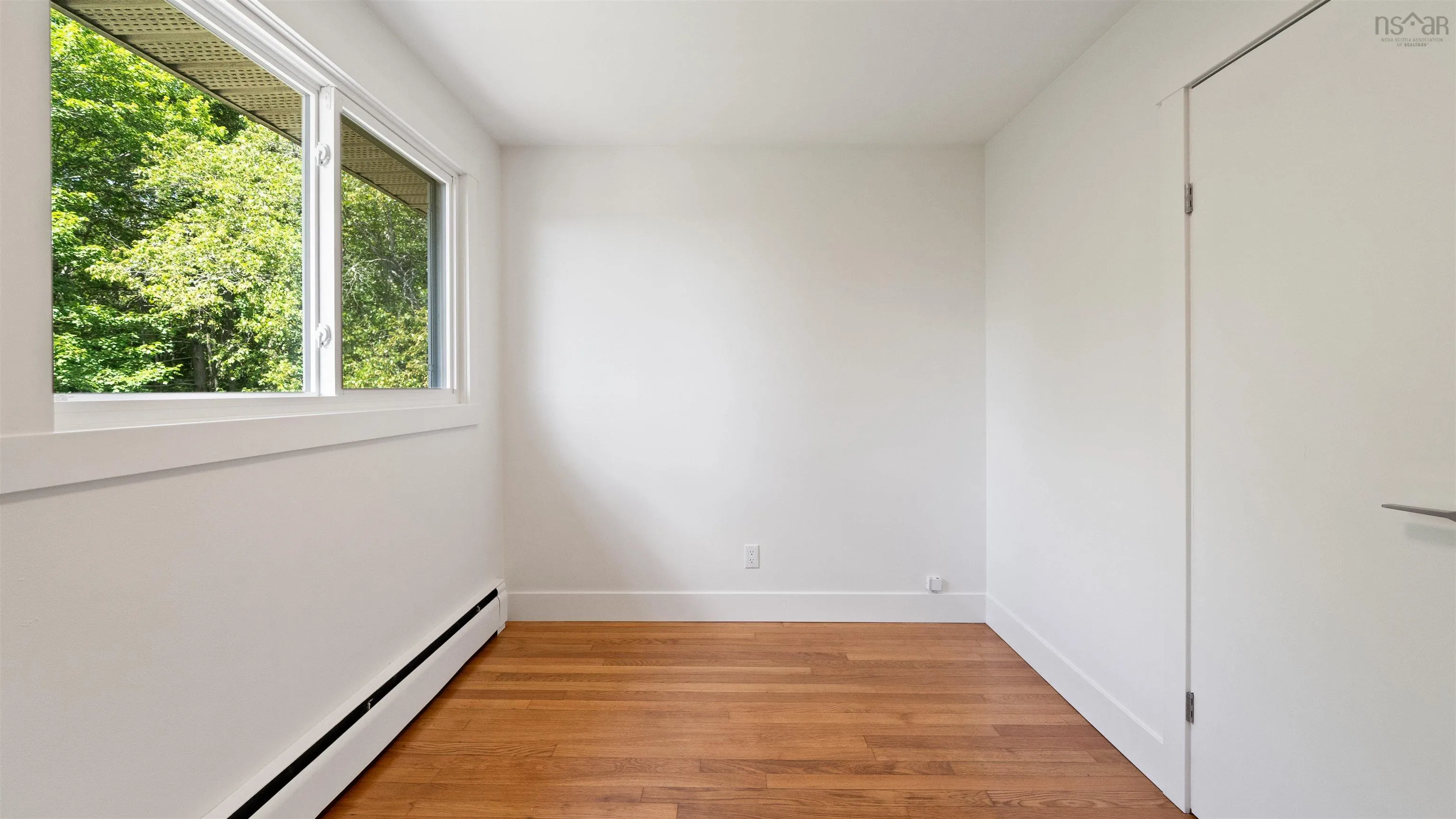 8/8a David Street, Dartmouth, NS B2X 1P6, 3 Bedrooms Bedrooms, ,1 BathroomBathrooms,Residential,For Sale,David,202518684
