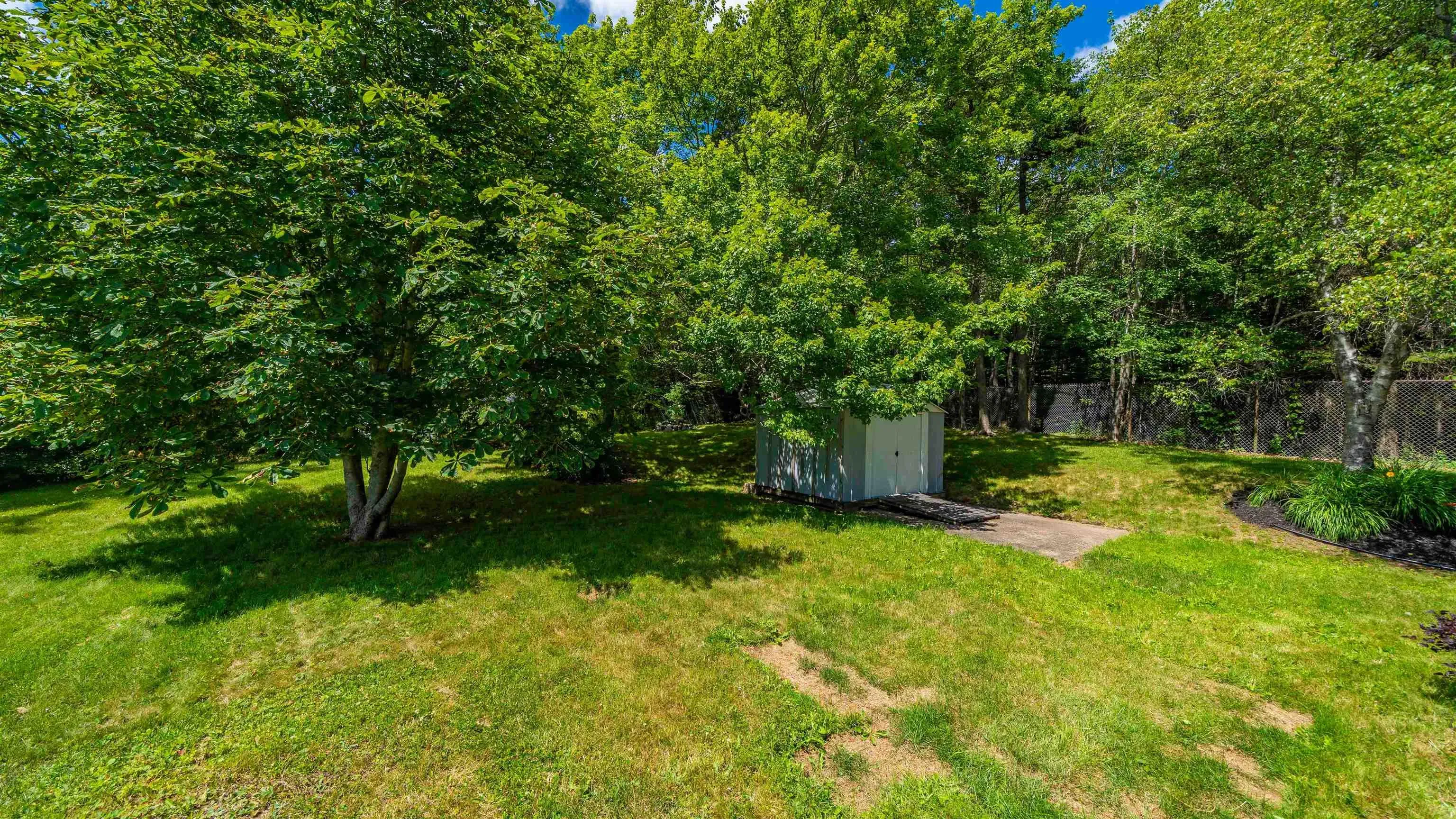 8/8a David Street, Dartmouth, NS B2X 1P6, 3 Bedrooms Bedrooms, ,1 BathroomBathrooms,Residential,For Sale,David,202518684