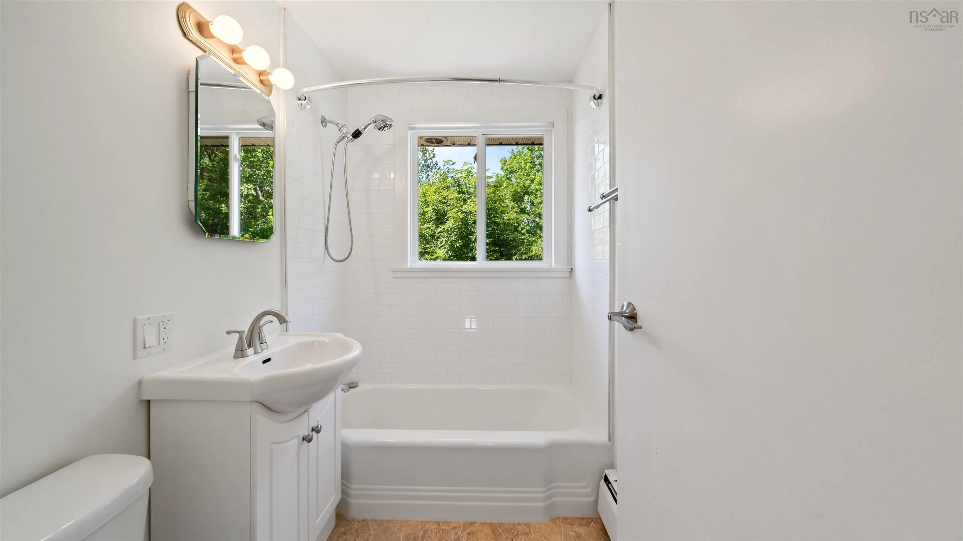 8/8a David Street, Dartmouth, NS B2X 1P6, 3 Bedrooms Bedrooms, ,1 BathroomBathrooms,Residential,For Sale,David,202518684