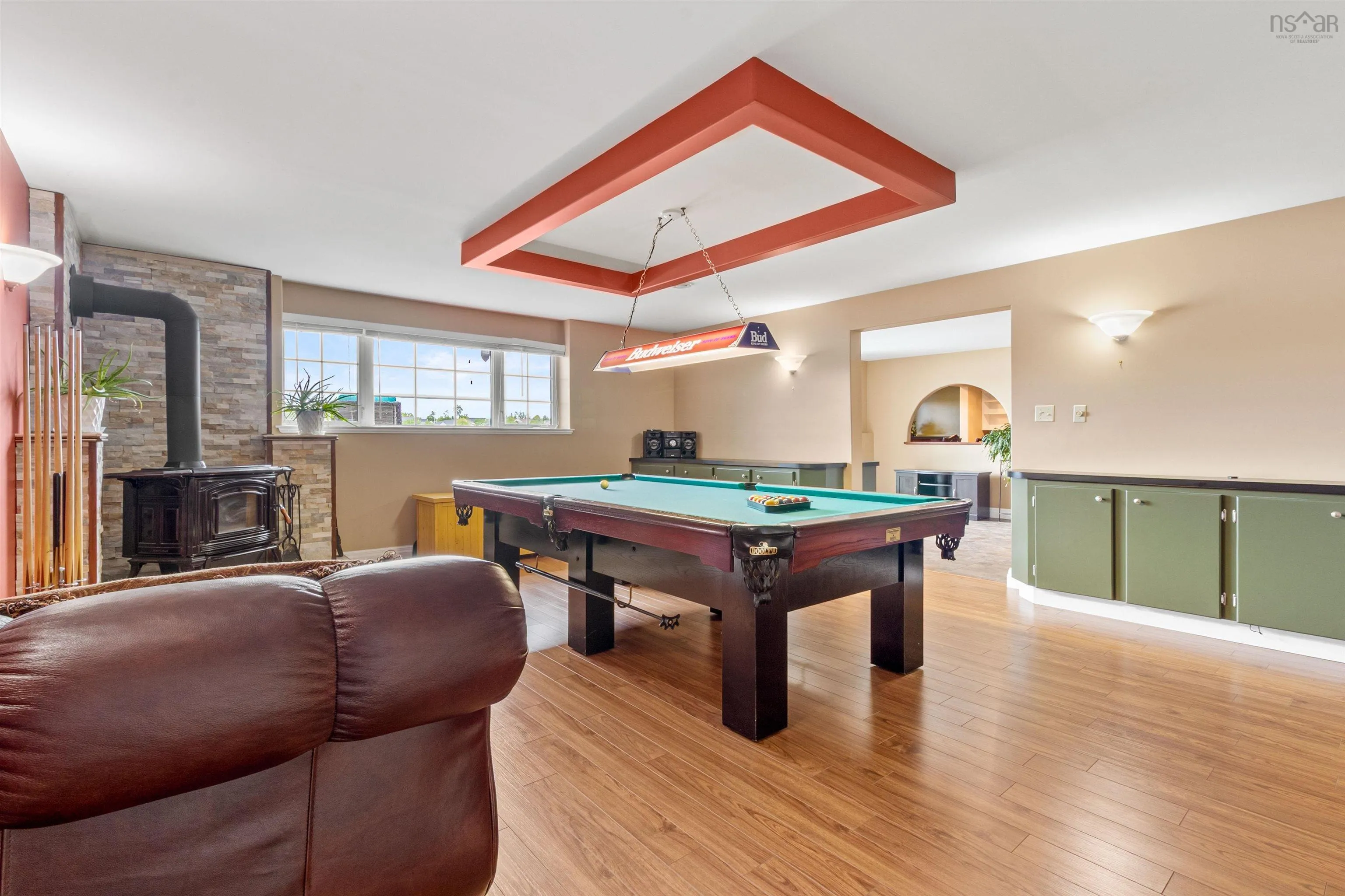 385 Lakeview Avenue, Middle Sackville, NS B4E 3B6, 4 Bedrooms Bedrooms, ,3 BathroomsBathrooms,Residential,For Sale,Lakeview,202520715