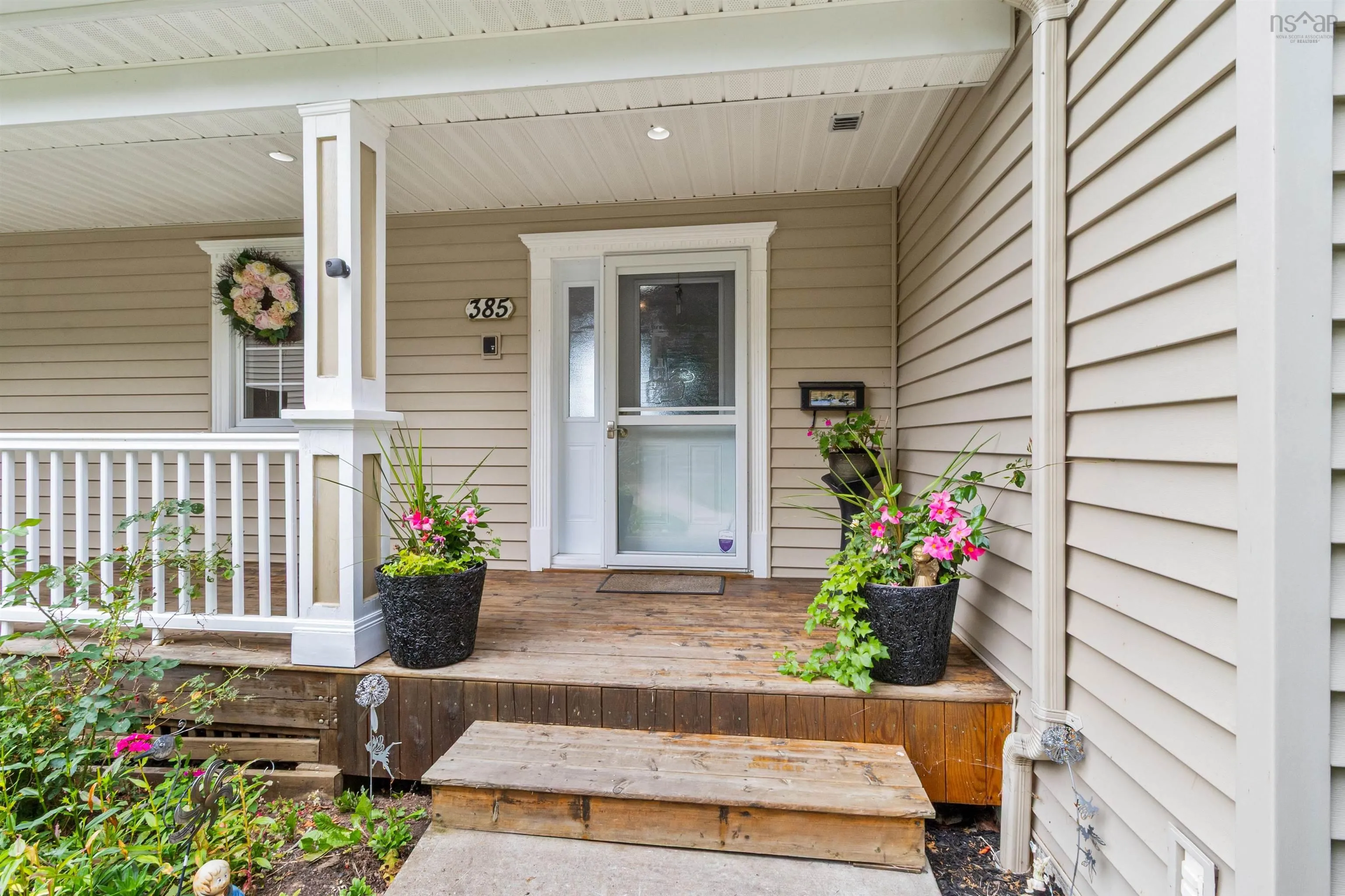385 Lakeview Avenue, Middle Sackville, NS B4E 3B6, 4 Bedrooms Bedrooms, ,3 BathroomsBathrooms,Residential,For Sale,Lakeview,202520715