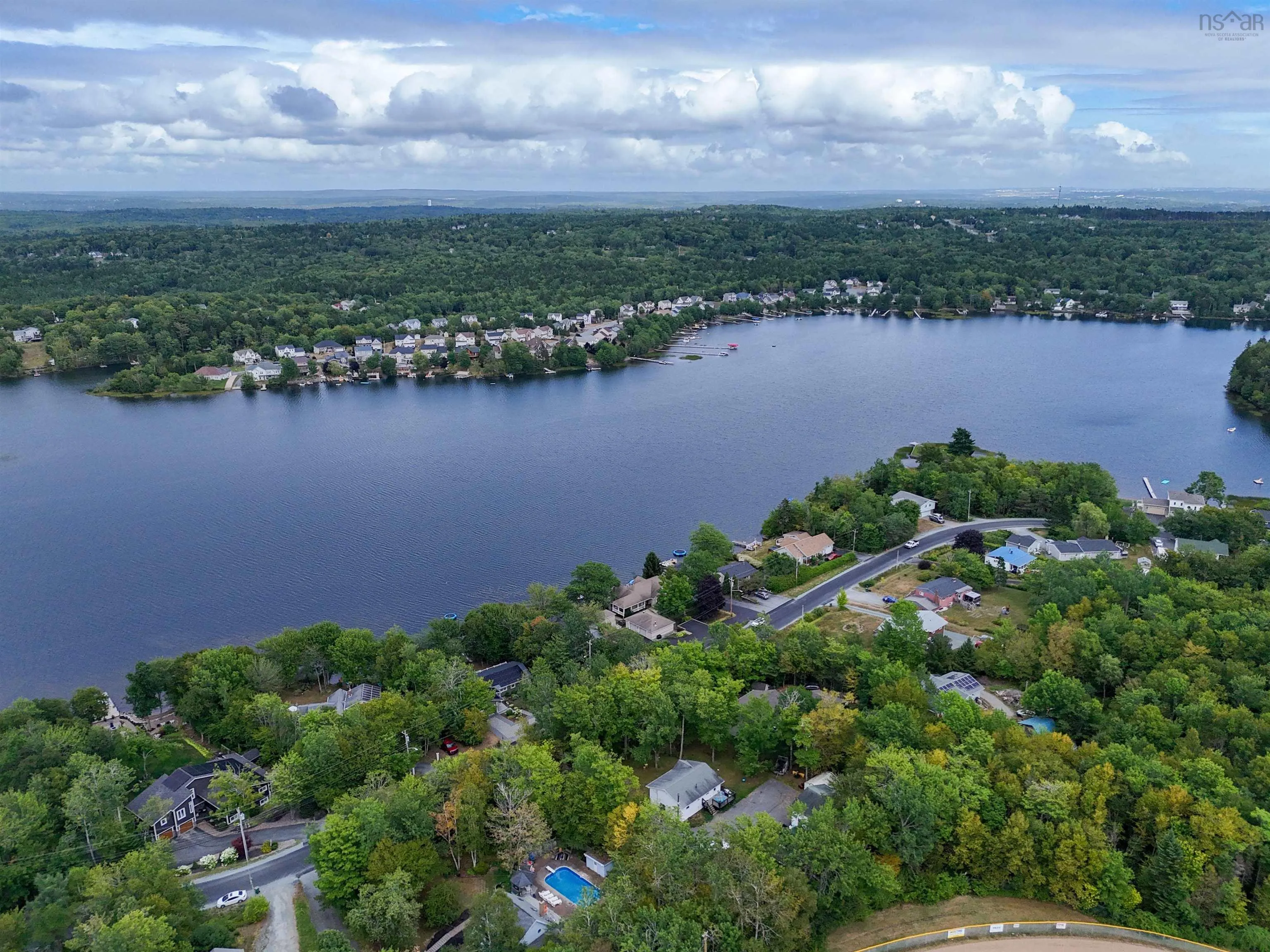 385 Lakeview Avenue, Middle Sackville, NS B4E 3B6, 4 Bedrooms Bedrooms, ,3 BathroomsBathrooms,Residential,For Sale,Lakeview,202520715