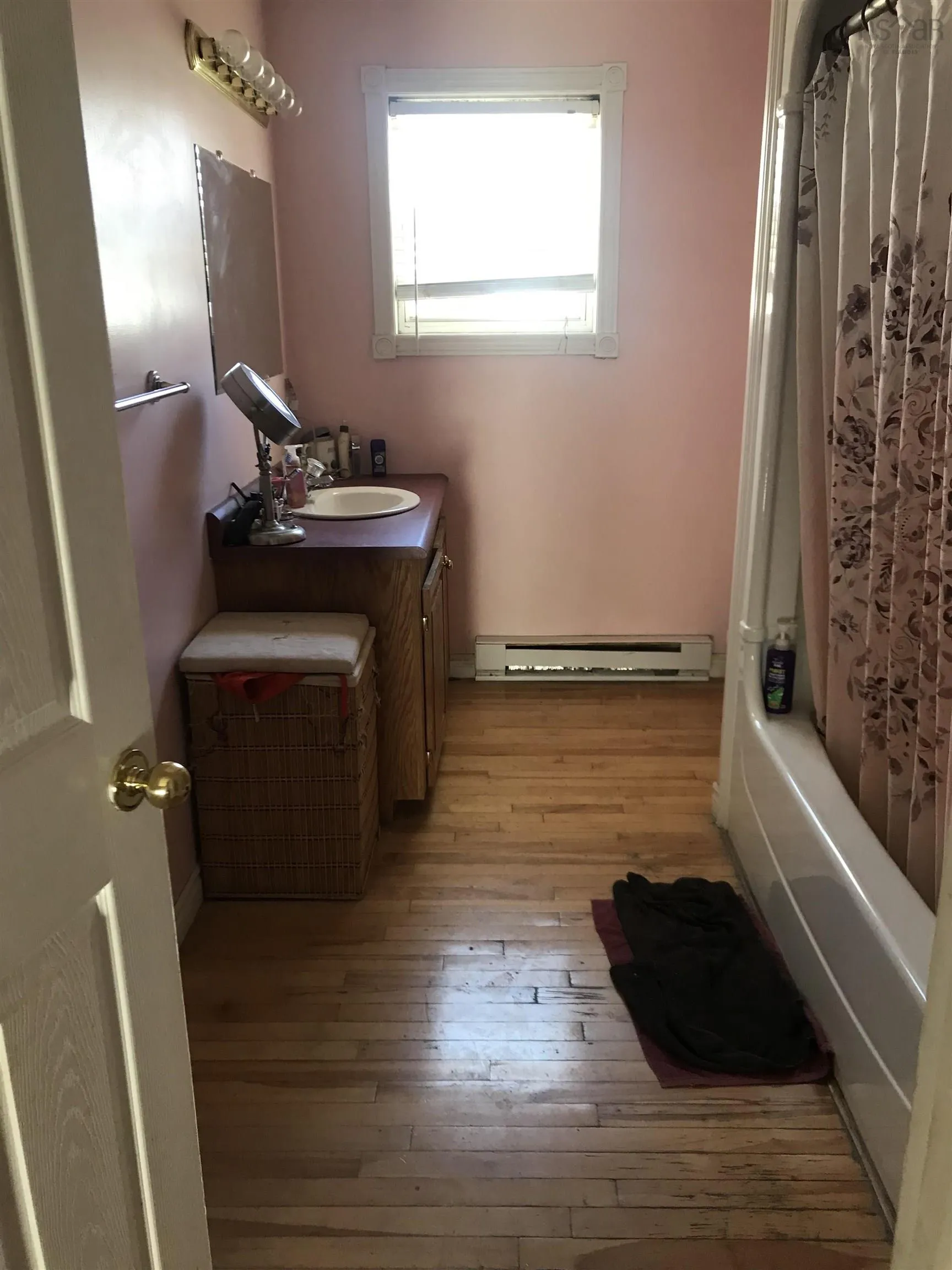 6546 Almon Street, Halifax Ns B3l 1v8, 3 Bedrooms Bedrooms, ,2 BathroomsBathrooms,Residential,For Sale,Almon,202508677