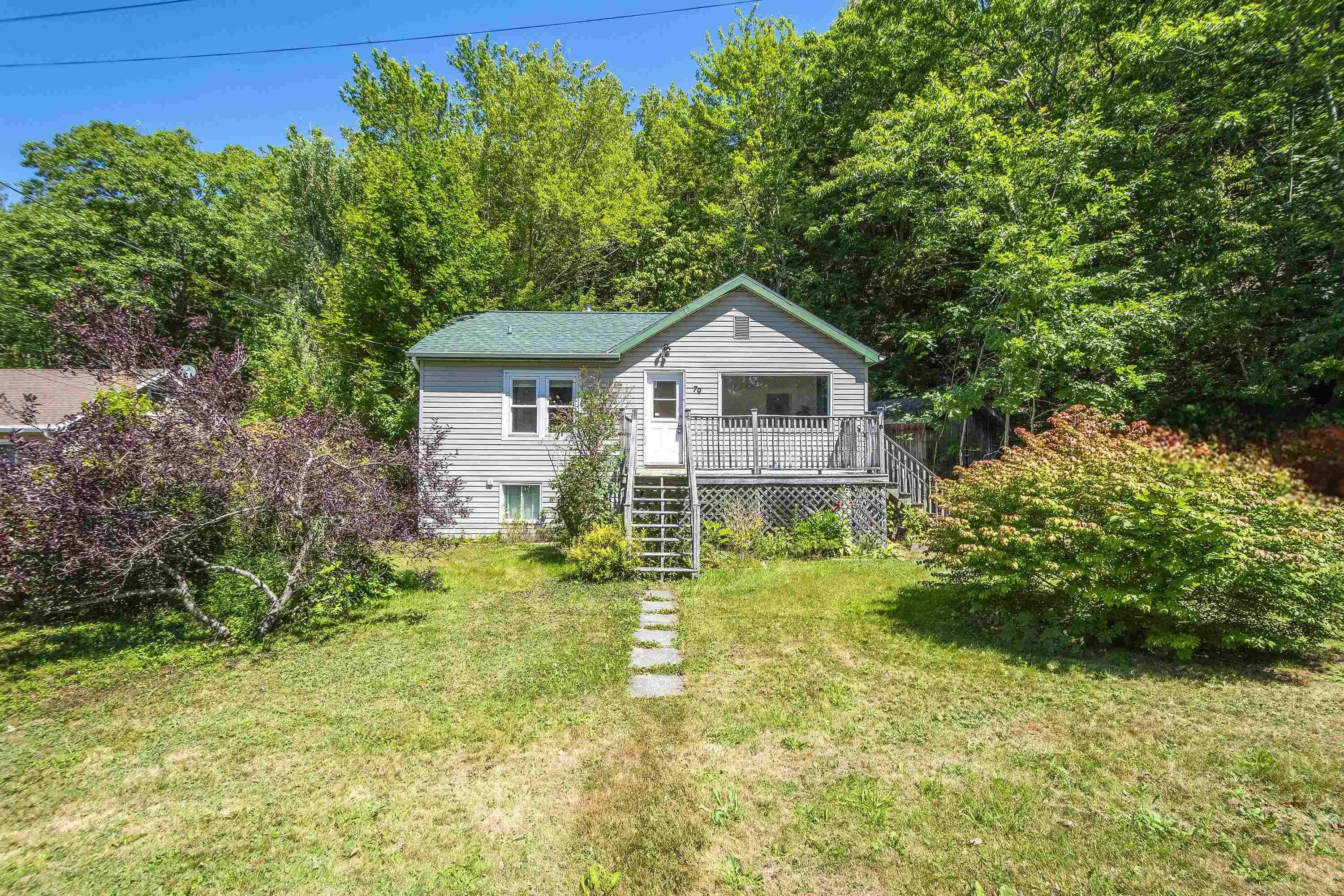 79 Mountain Avenue, Dartmouth, NS B2X 1X9, 2 Bedrooms Bedrooms, ,1 BathroomBathrooms,Residential,For Sale,Mountain,202519990