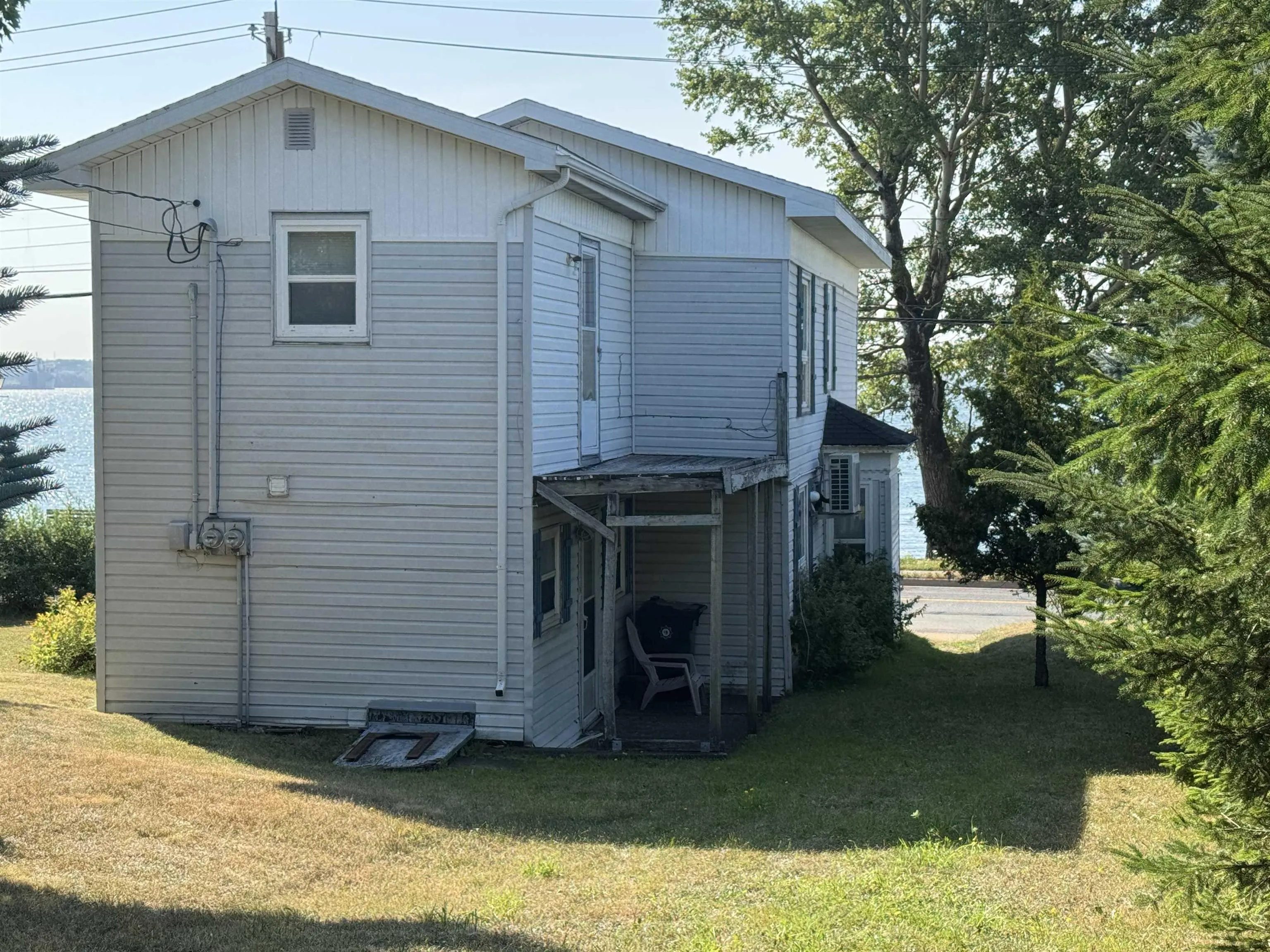 402 Purves Street, North Sydney, NS B2A 1C6, 3 Bedrooms Bedrooms, ,2 BathroomsBathrooms,Residential,For Sale,Purves,202520657