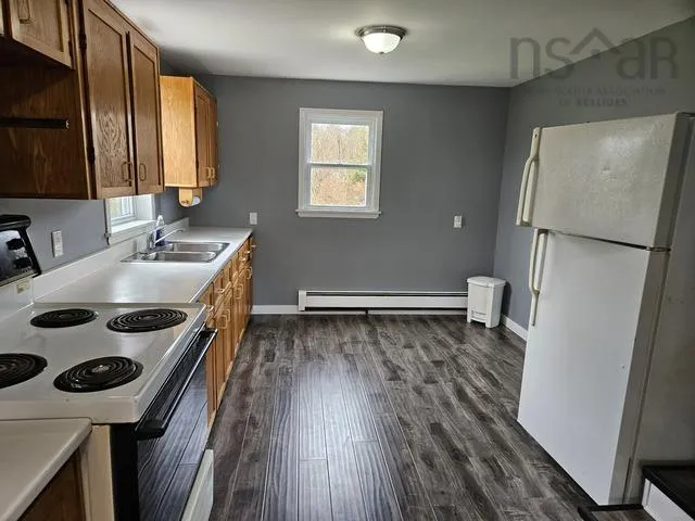 482 Hwy 335, West Pubnico Ns B0w 3s0, 3 Bedrooms Bedrooms, ,1 BathroomBathrooms,Residential,For Sale,Hwy 335,202510692