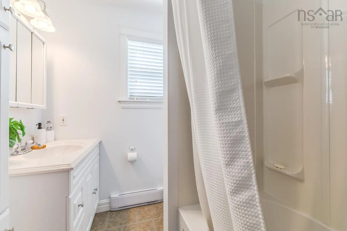 4376 Malagash Road, Malagash, NS B0K 1E0, 3 Bedrooms Bedrooms, ,2 BathroomsBathrooms,Residential,For Sale,Malagash,202520639