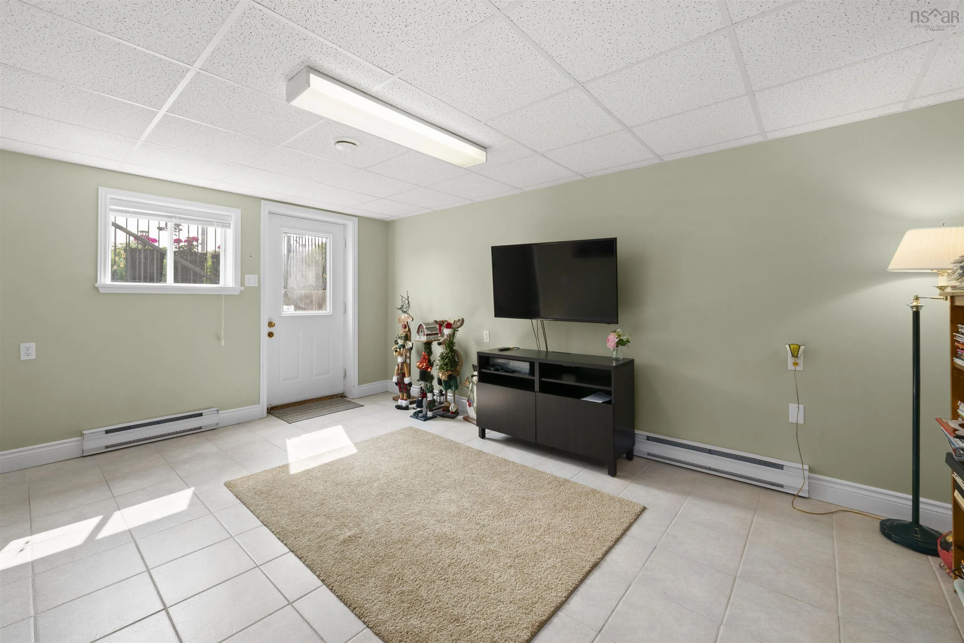 65 Penhorn Drive, Dartmouth, NS B2Y 3K6, 5 Bedrooms Bedrooms, ,2 BathroomsBathrooms,Residential,For Sale,Penhorn,202520662