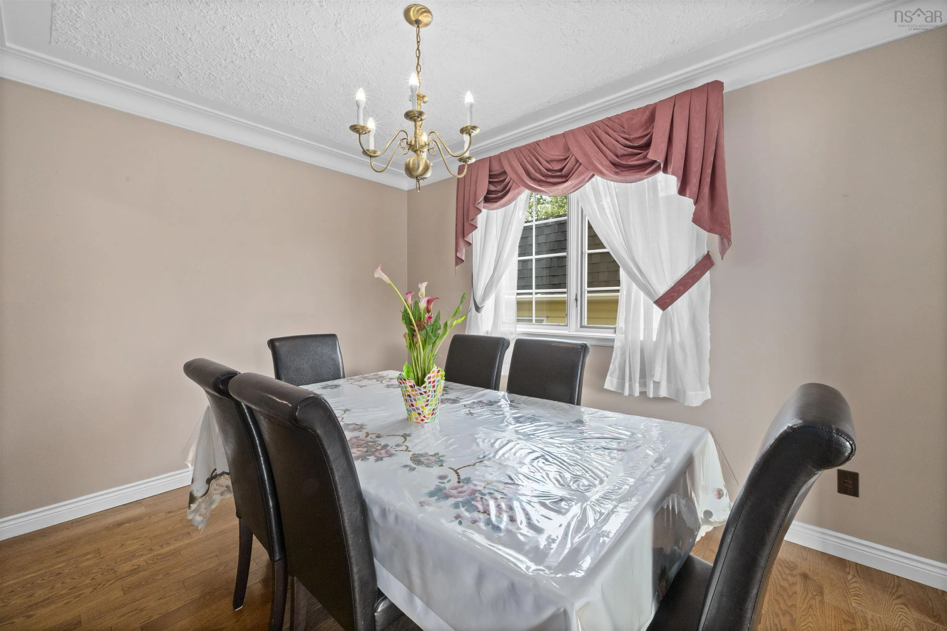 65 Penhorn Drive, Dartmouth, NS B2Y 3K6, 5 Bedrooms Bedrooms, ,2 BathroomsBathrooms,Residential,For Sale,Penhorn,202520662