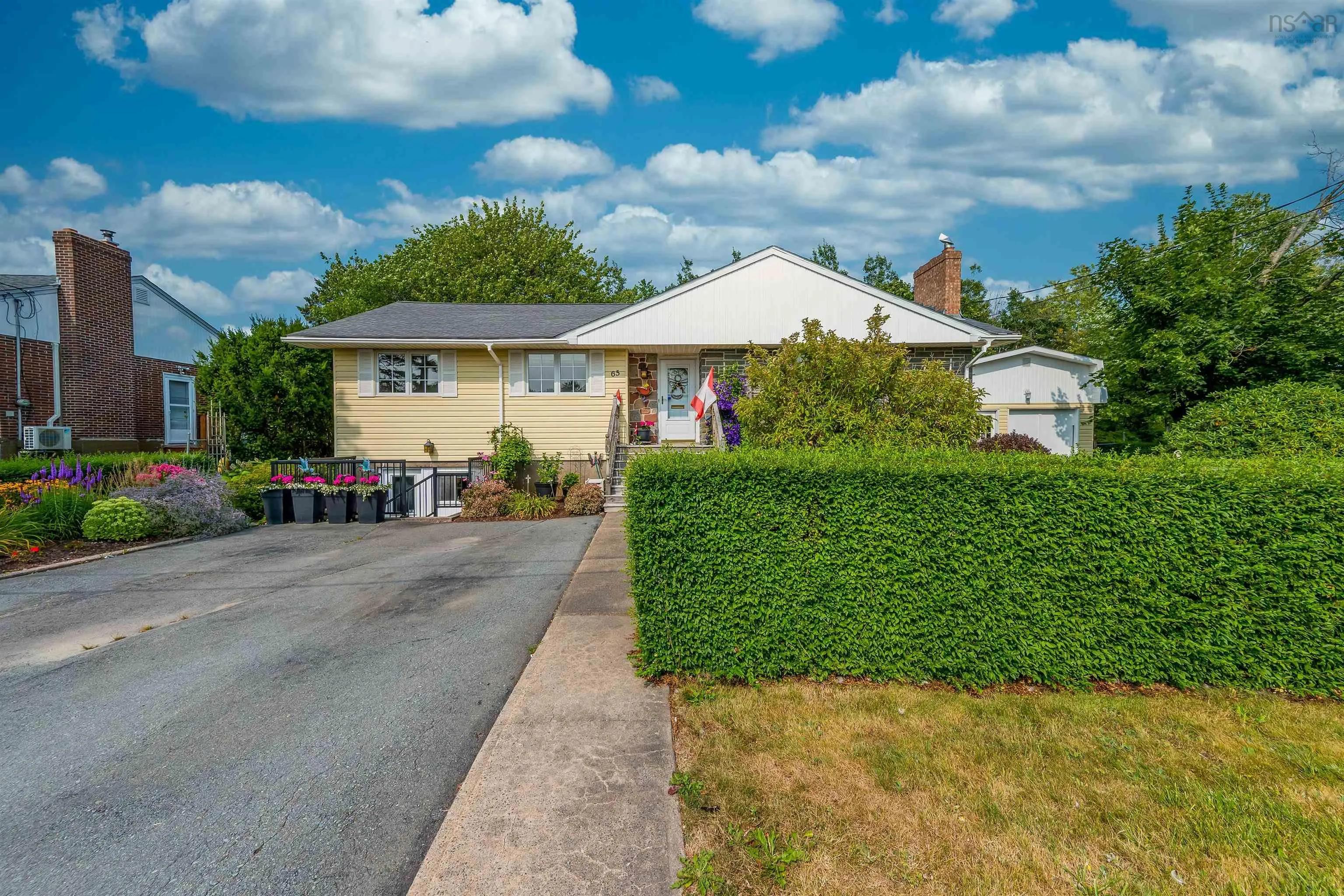 65 Penhorn Drive, Dartmouth, NS B2Y 3K6, 5 Bedrooms Bedrooms, ,2 BathroomsBathrooms,Residential,For Sale,Penhorn,202520662