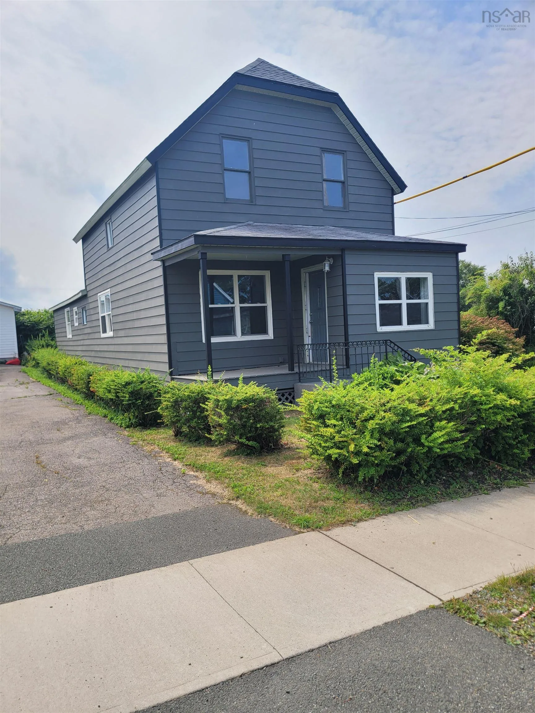 22 Dragatis Street, Glace Bay, NS B1A 2B5, 3 Bedrooms Bedrooms, ,2 BathroomsBathrooms,Residential,For Sale,Dragatis,202519366