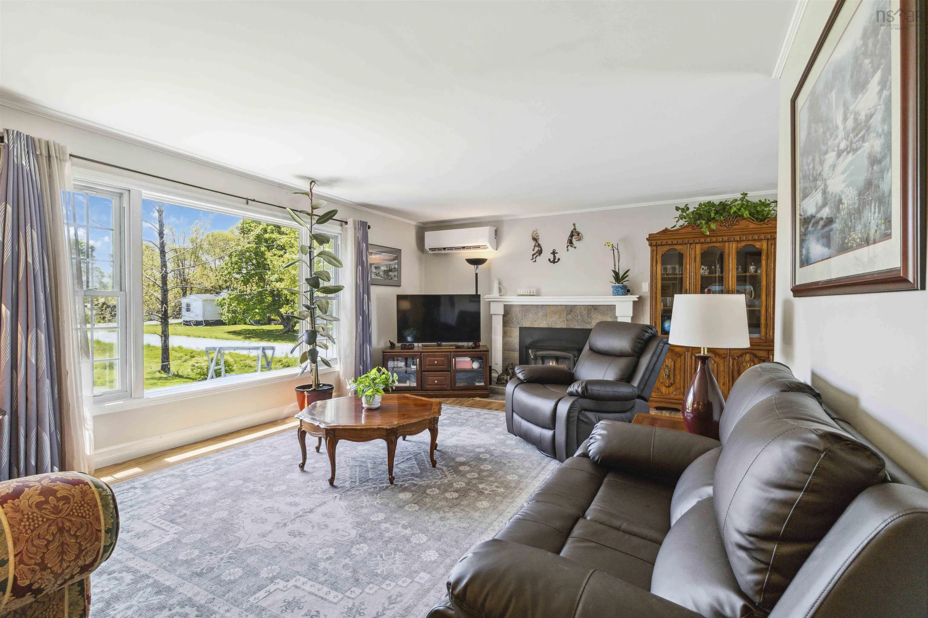 147 Shore Road, Mersey Point, NS B0T 1K0, 4 Bedrooms Bedrooms, ,3 BathroomsBathrooms,Residential,For Sale,Shore,202513188